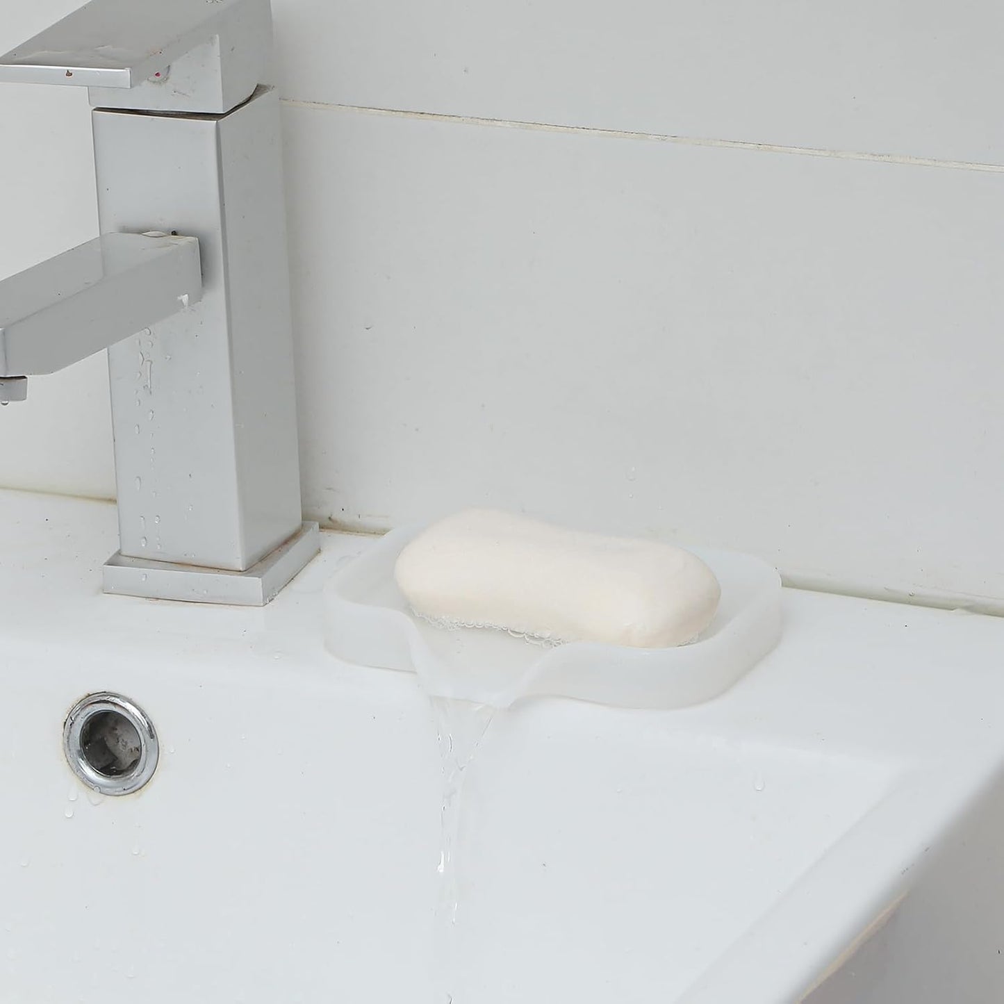 Silicone Bathroom Soap Dishes with Drain Spout-Bathroom and Kitchen Sink Organizer,Sponge