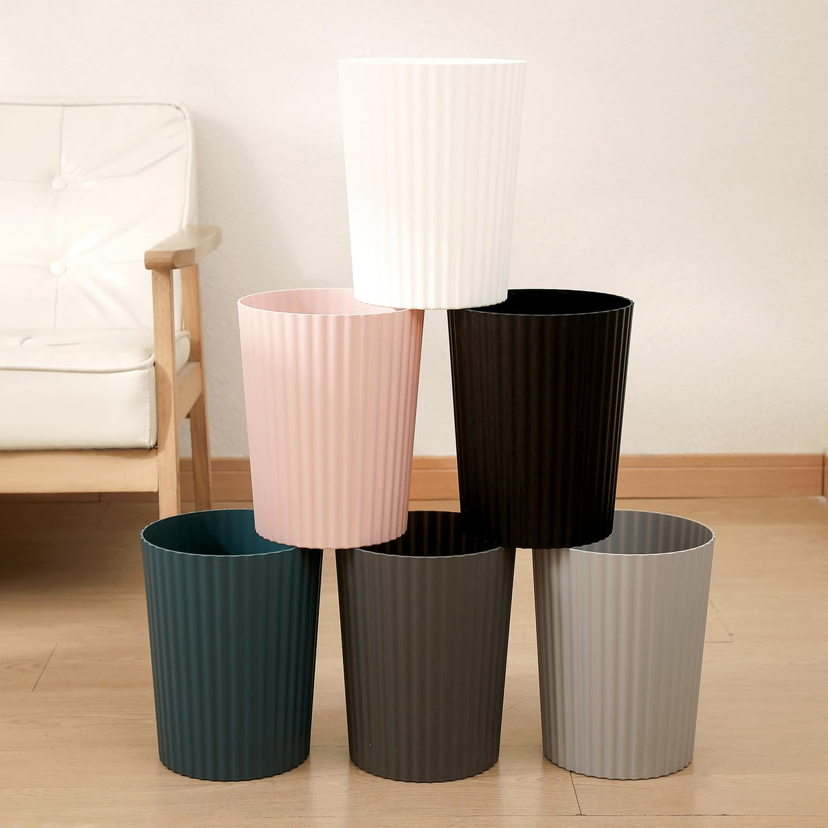 JiatuA Small Trash Can Plastic Wastebasket Round Garbage Container Bin for Bathroom, Kitchen