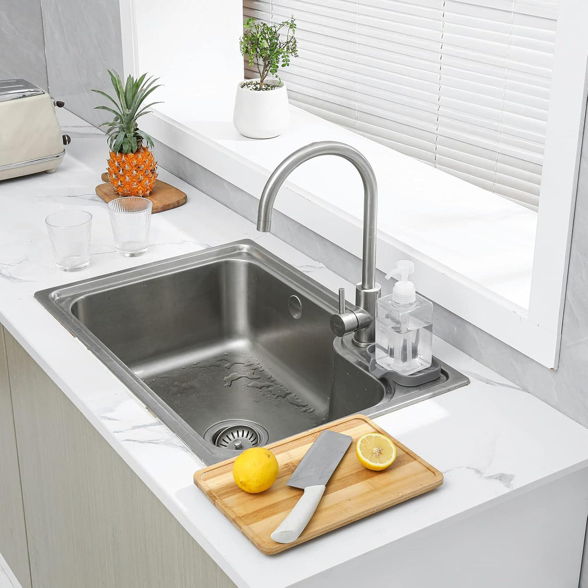 Silicone Bathroom Soap Dishes with Drain Spout-Bathroom and Kitchen Sink Organizer,Sponge