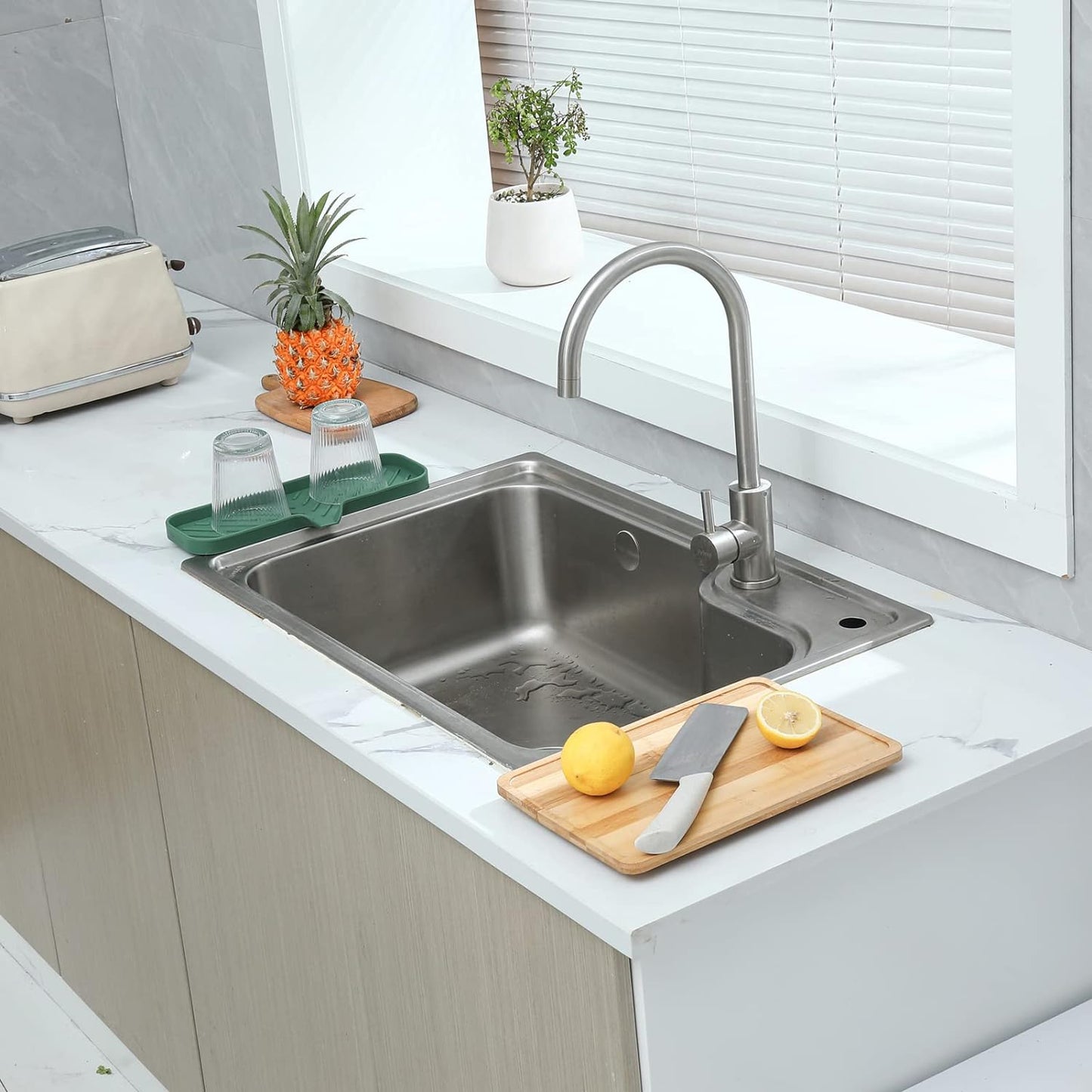 Silicone Bathroom Soap Dishes with Drain Spout-Bathroom and Kitchen Sink Organizer,Sponge