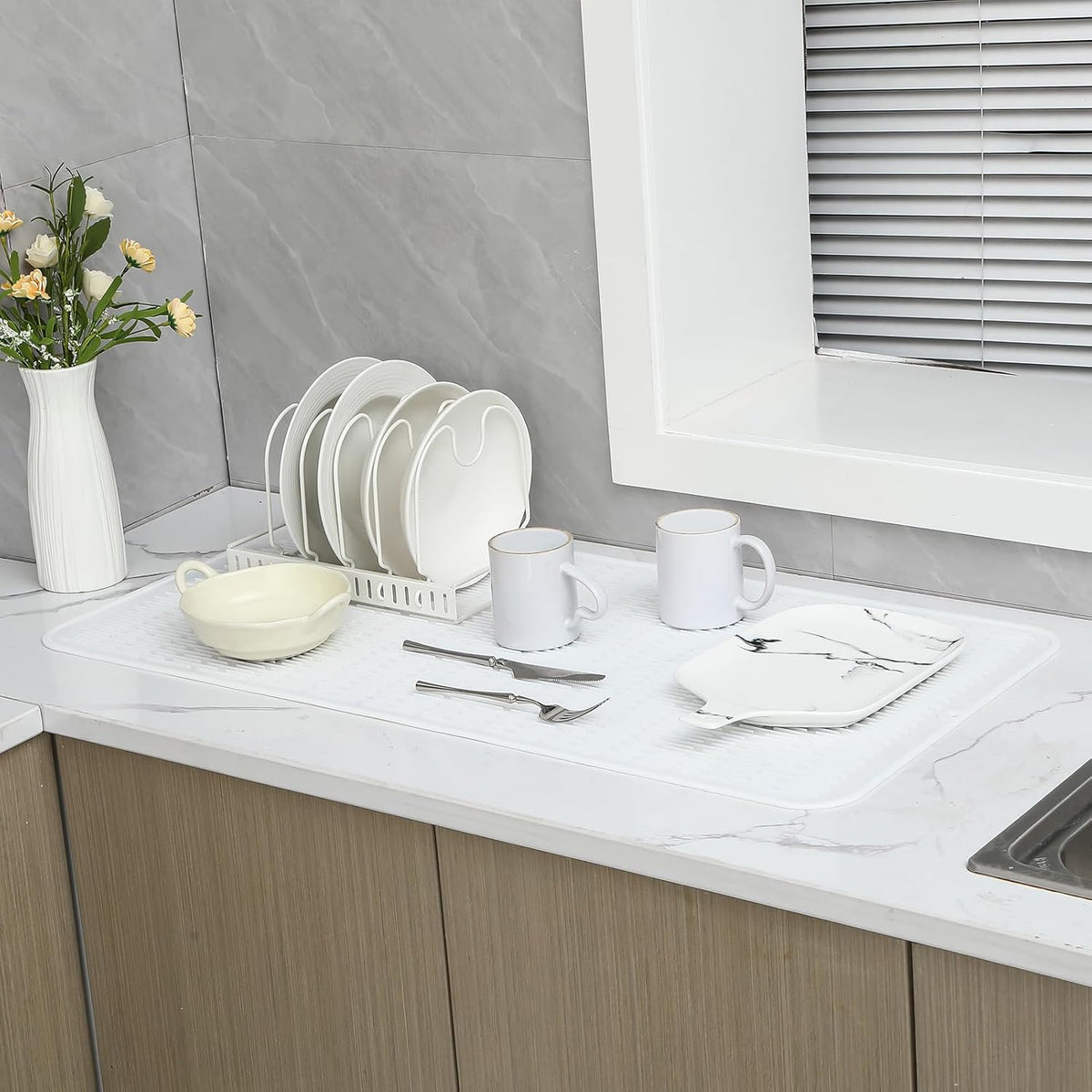 Silicone Dish Drying Mat for Multiple Usage,Easy clean,Eco-friendly,Heat-resistant Silicone Mat for
