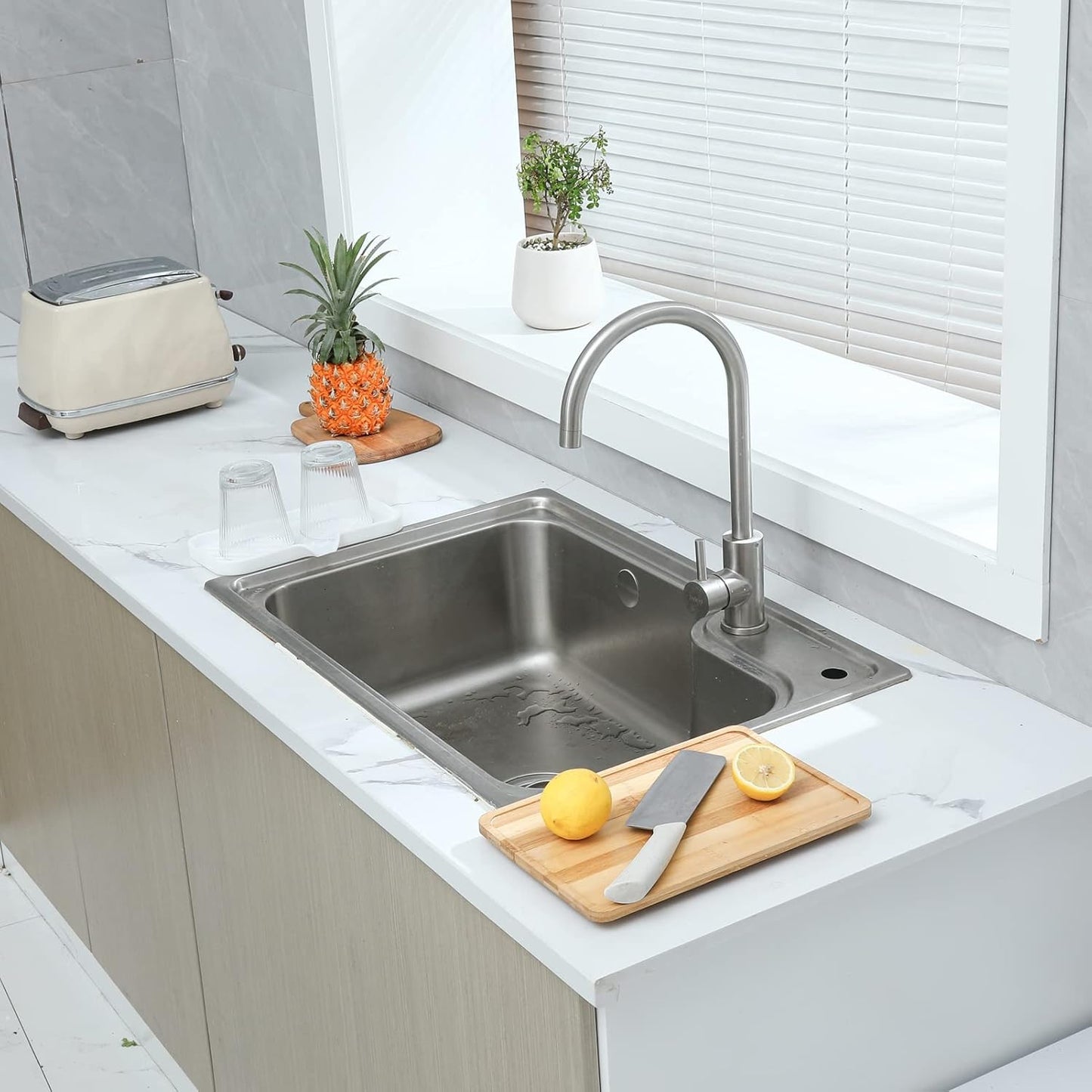 Silicone Bathroom Soap Dishes with Drain Spout-Bathroom and Kitchen Sink Organizer,Sponge