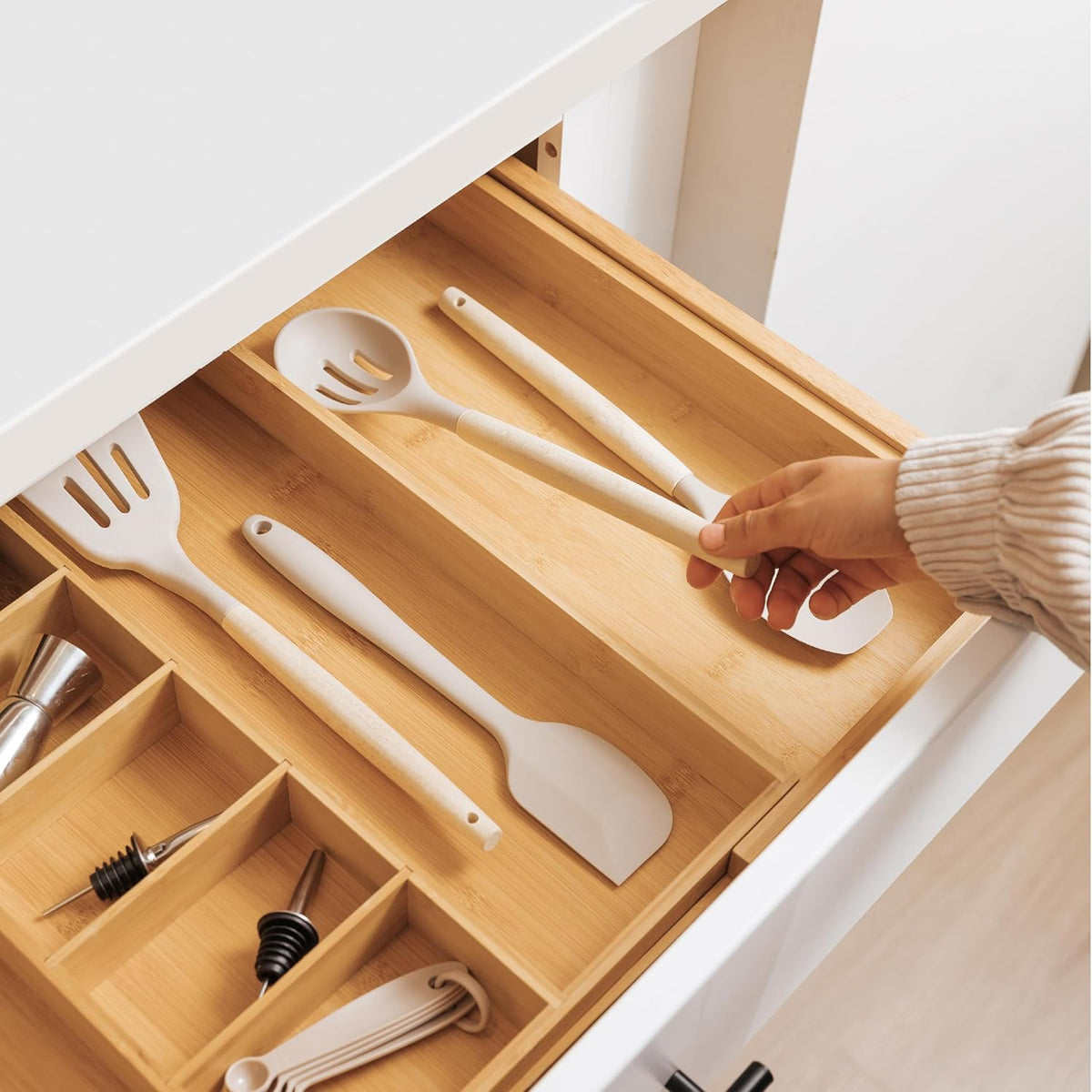 KitchenEdge Adjustable Kitchen Drawer Organizer for Utensils and Junk, Food-Safe Contract Grade