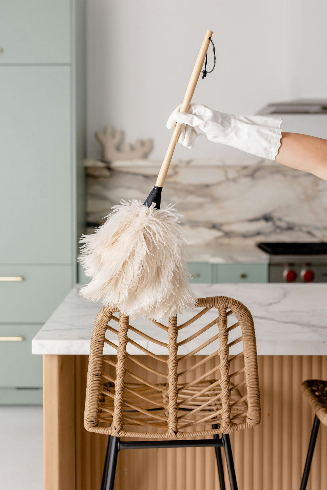 10 Time-Saving Cleaning Tips for Busy Families
