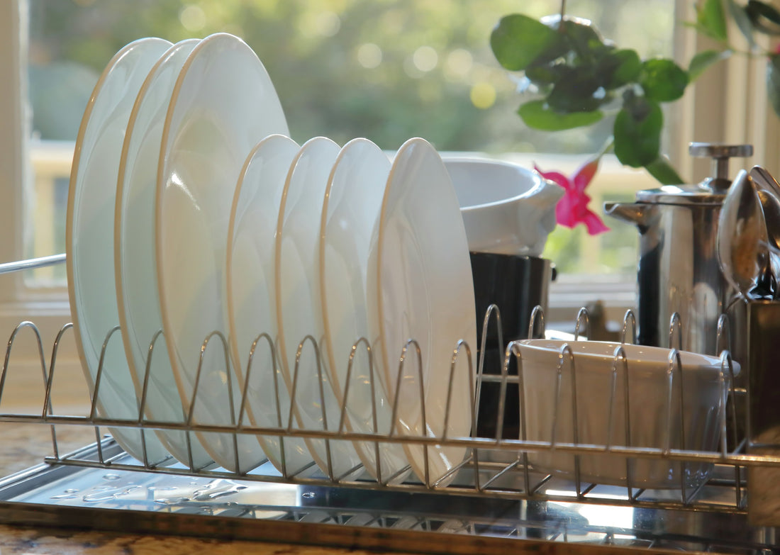 Dish Drying Rack Buying Guide: Stand vs. Tray vs. Collapsible
