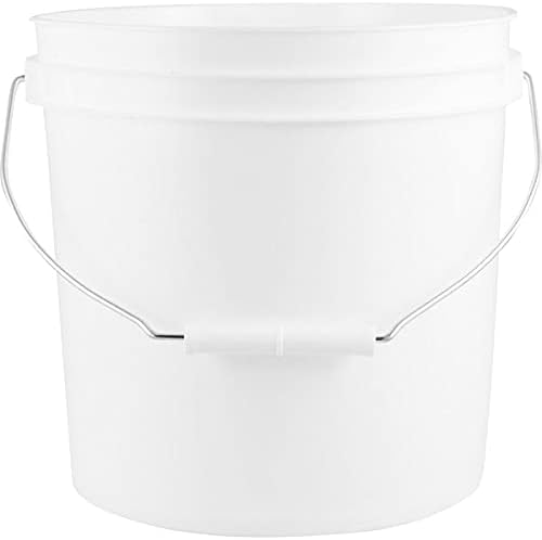 House Naturals 2 Gallon Food Grade BPA Free Bucket Container with Screw on White Lid (Pack of 2)