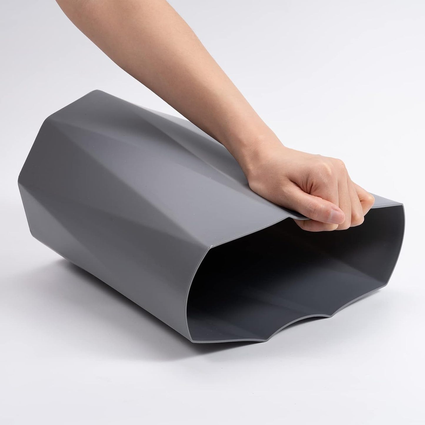 12L Trash Can Wastebasket Plastic Trash Bin Garbage Container Rubbish Can Paper Basket Office