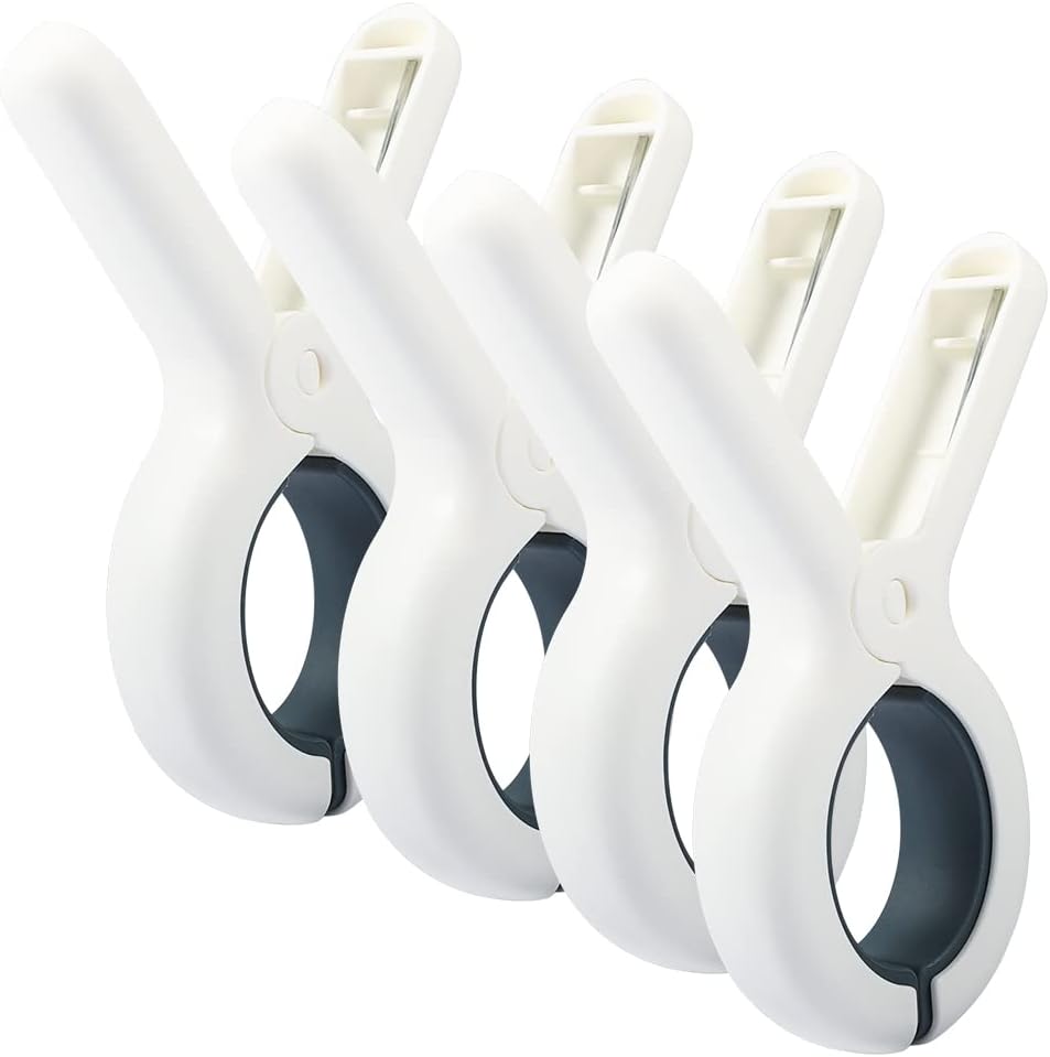 Beach Towel Clip, 4 PCS Large Cloth Pins, Quilt Drying Clip, Plastic Clothespins, Strong Grip