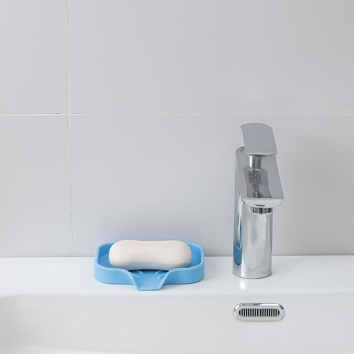 Silicone Bathroom Soap Dishes with Drain Spout-Bathroom and Kitchen Sink Organizer,Sponge
