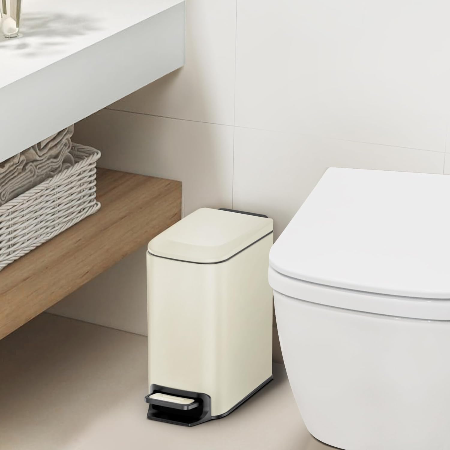 Cesun Small Bathroom Trash Can with Lid Soft Close, Step Pedal, 6 Liter / 1.6 Gallon Stainless