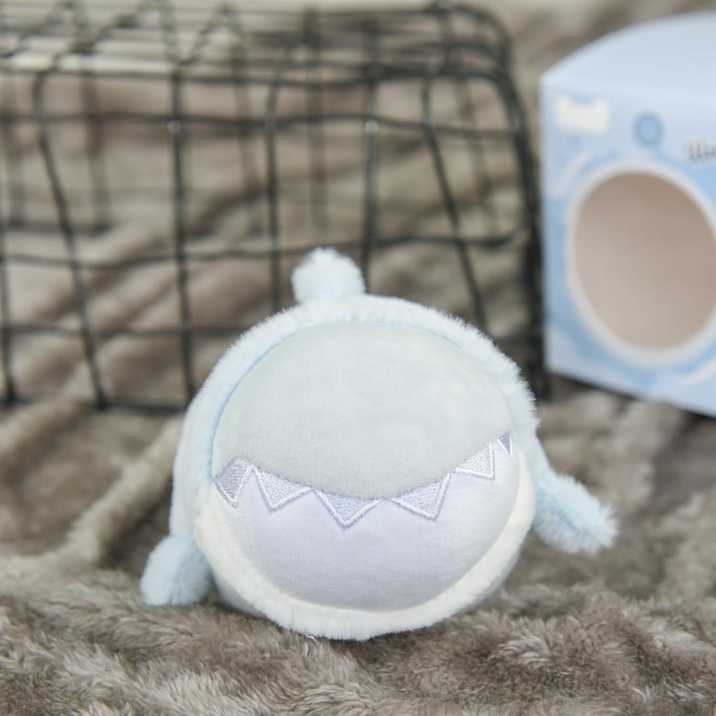 XL Size Wool Dryer Balls 6 Pack- Over 2000 Loads,Whale Shark Appearance,100% Pure New Zealand