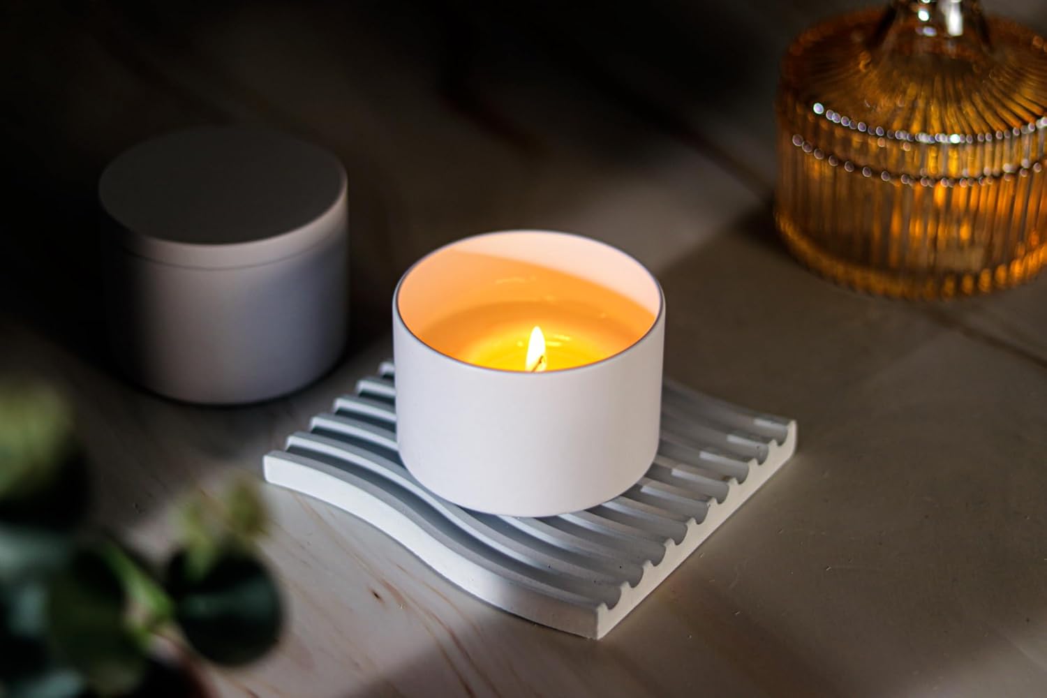 Aroparc Candle Tins 8oz with Lids, 24 Pack Seamless Candle Containers for Candle Making Supplies
