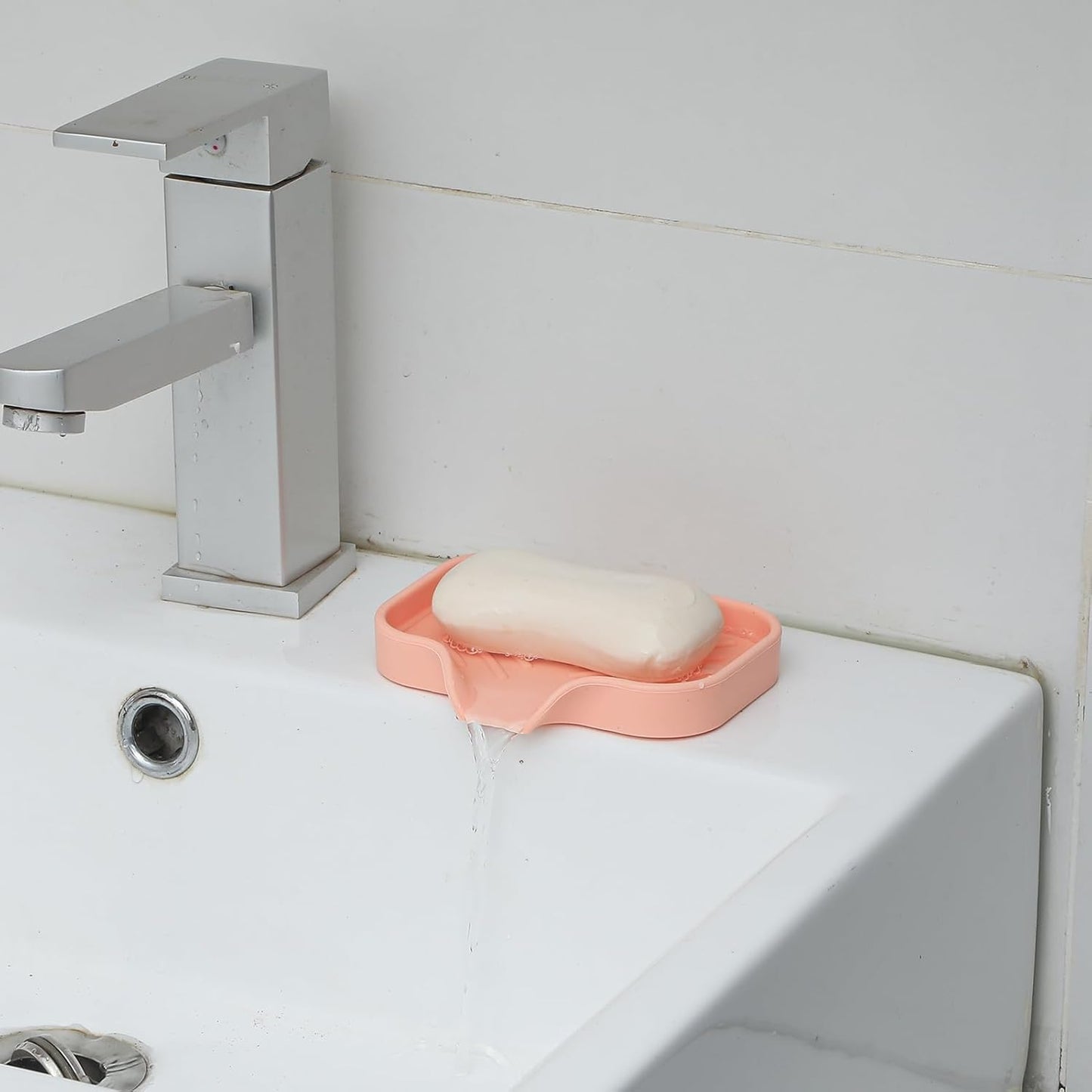 Silicone Bathroom Soap Dishes with Drain Spout-Bathroom and Kitchen Sink Organizer,Sponge