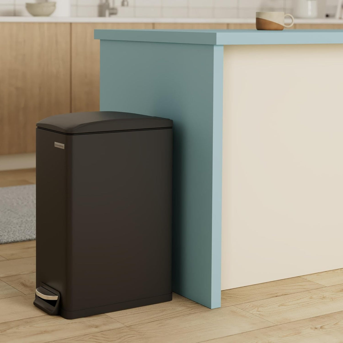 SONGMICS Slim Trash Can, 13-Gallon (50 L) Garbage Can for Narrow Spaces with Soft-Close Lid, Inner