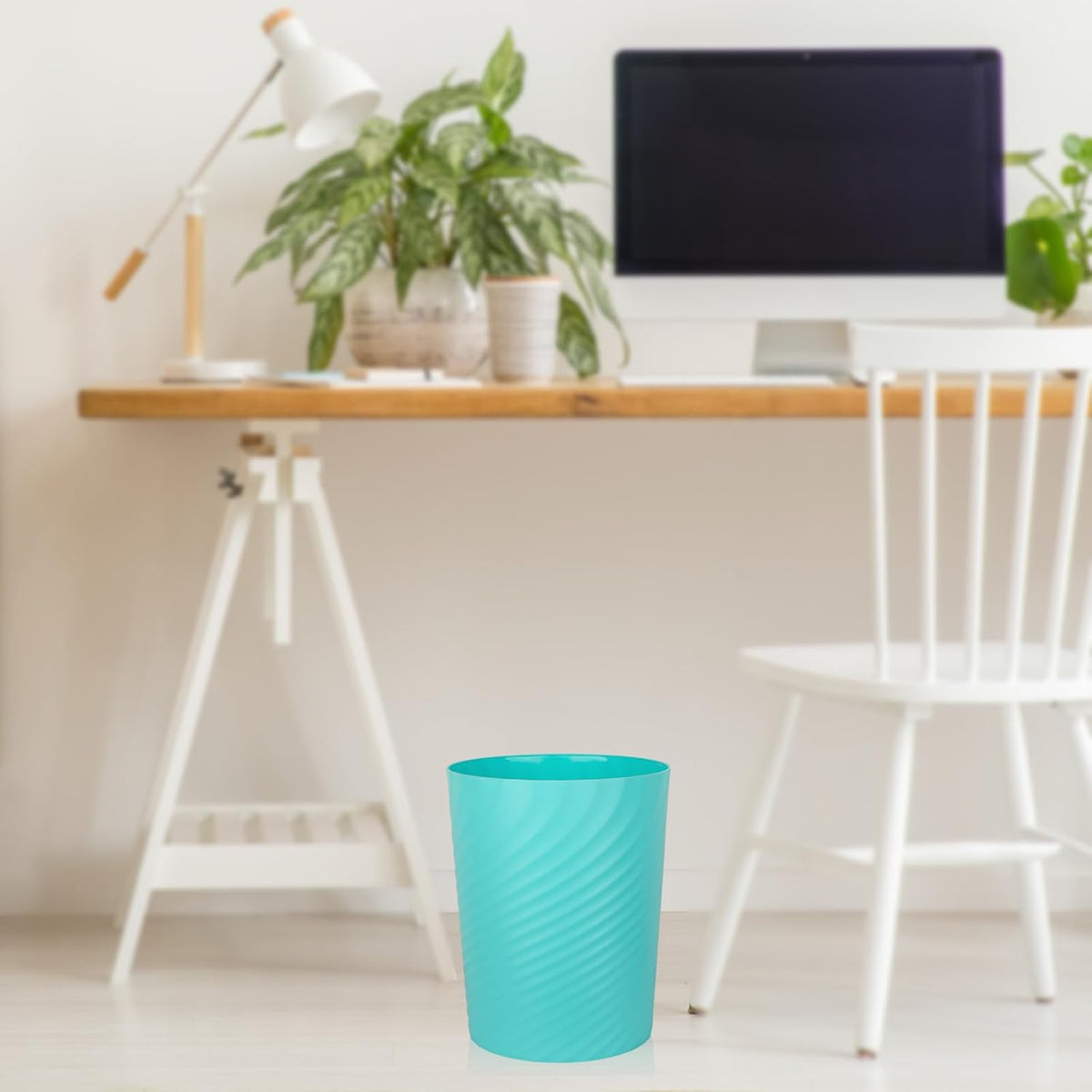 UUJOLY Plastic Small Trash Can Wastebasket, Garbage Container Basket for Bathrooms, Laundry Room