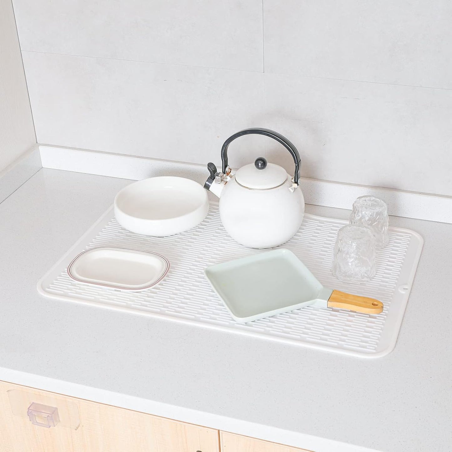 Silicone Dish Drying Mat for Multiple Usage,Easy clean,Eco-friendly,Heat-resistant Silicone Mat for