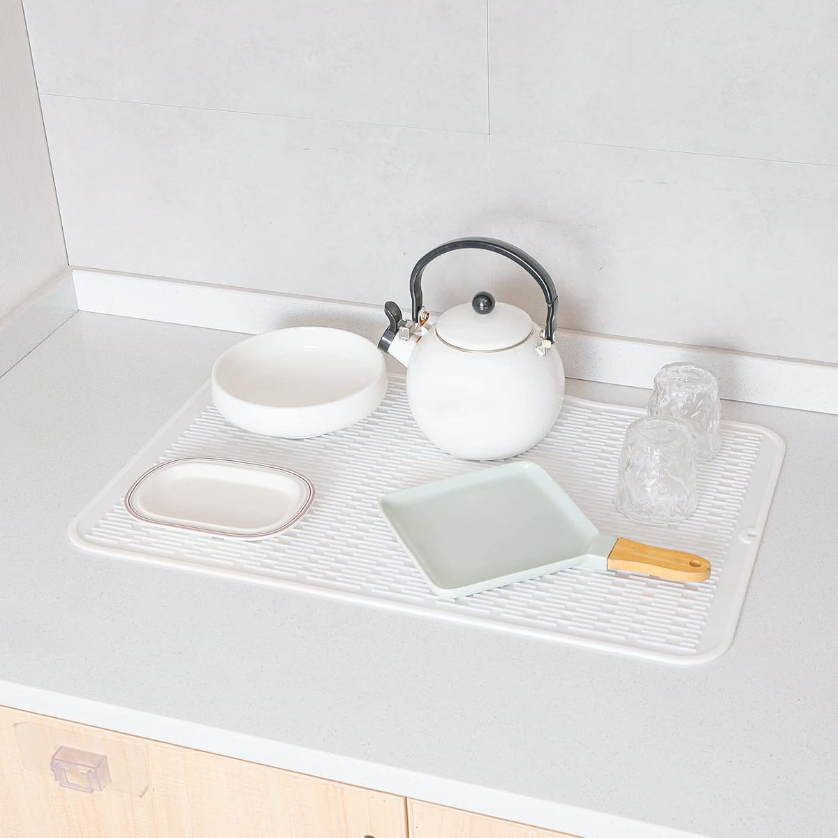 Silicone Dish Drying Mat for Multiple Usage,Easy clean,Eco-friendly,Heat-resistant Silicone Mat for