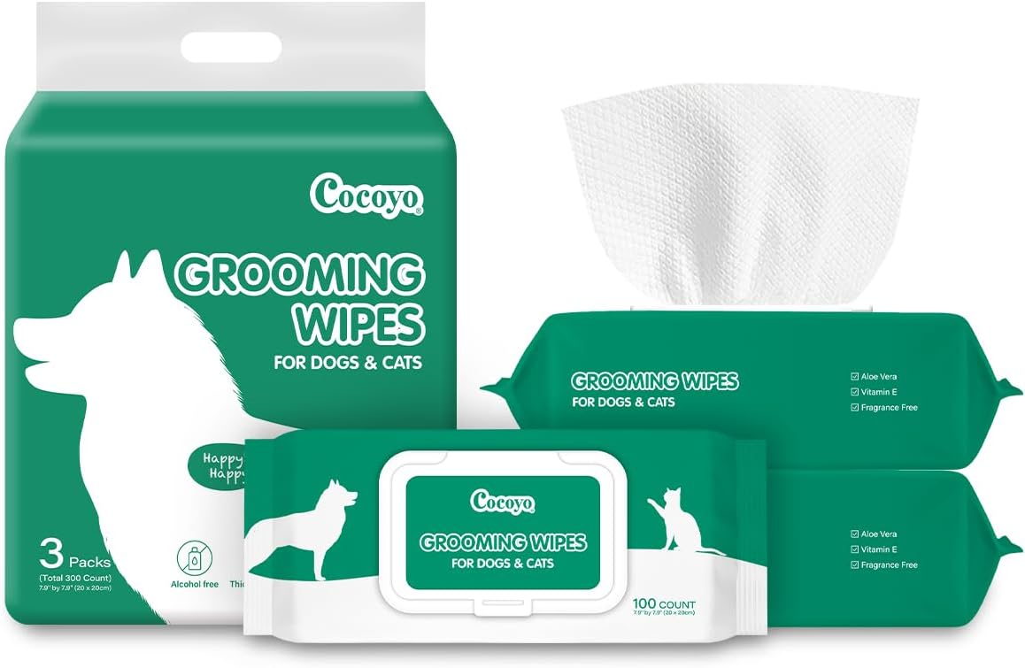 COCOYO Disposable Wet Wipes for Dogs & Cats I 300 Wipes for Cleaning and Deodorizing - Plant-Based