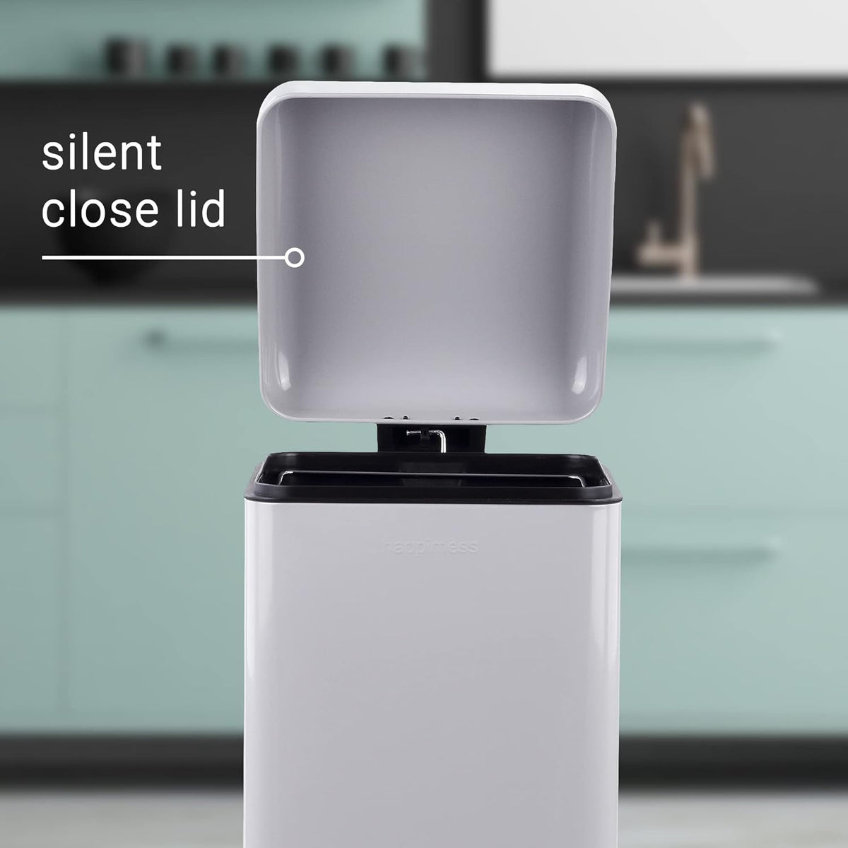 happimess HPM1007C Betty Retro 8-Gallon Step-Open Trash Can with Soft-Close Lid, Fingerprint