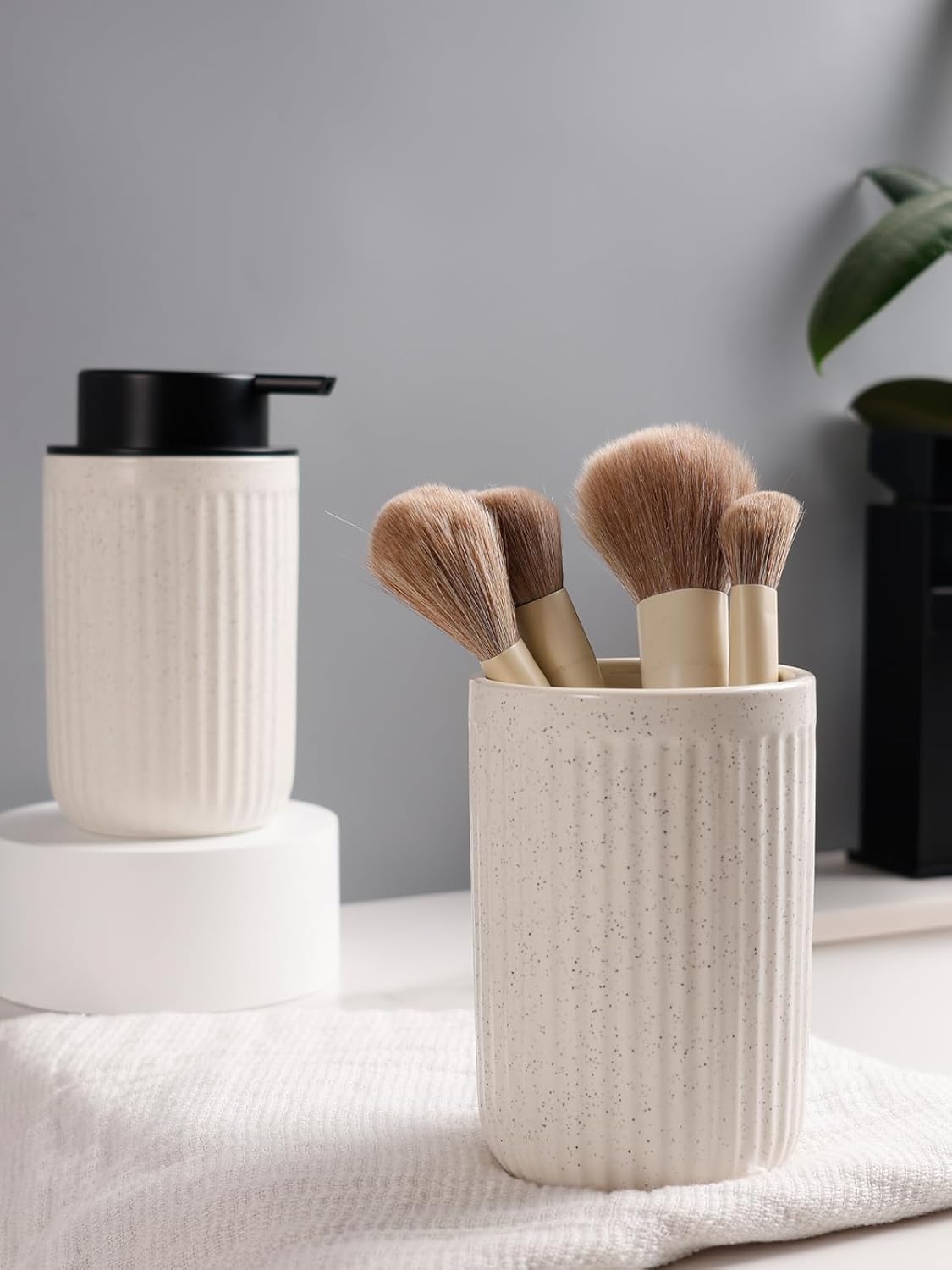 Bosilunlife Soap Dispenser and Toothbrush Holder Set - Dish Hand Soap Dispenser Bathroom Set