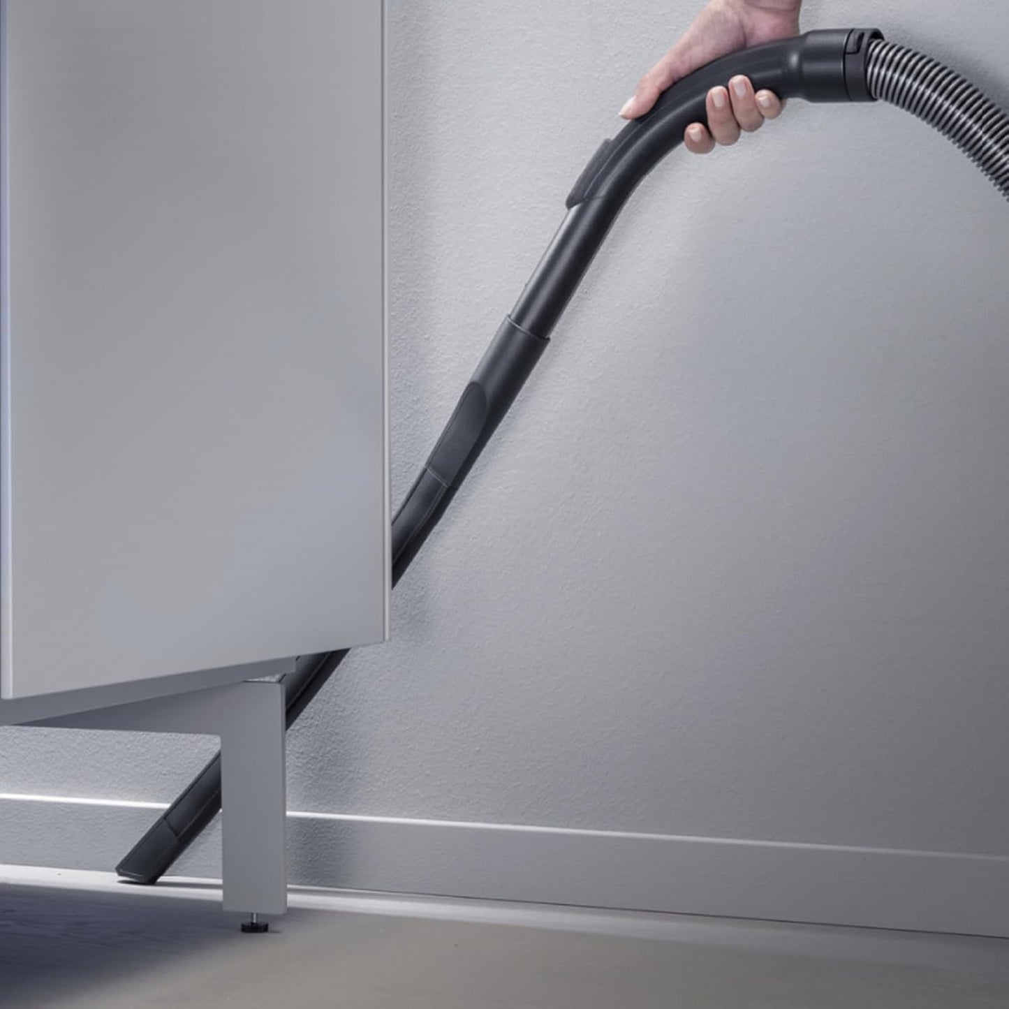25 inch flexible vacuum hose tool accessory, suitable for all 1-1/4" or 1-3/8" inch (32mm - 35mm)
