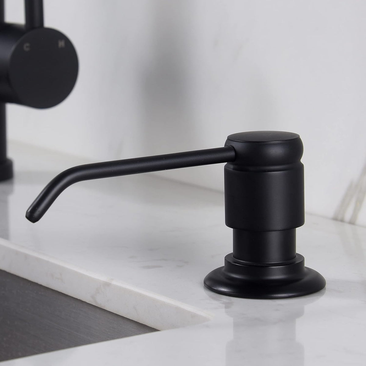 Gagal Soap Dispenser (Matte Black) and Extension Tube Kit for Kitchen Sink, Complete Brass Pump
