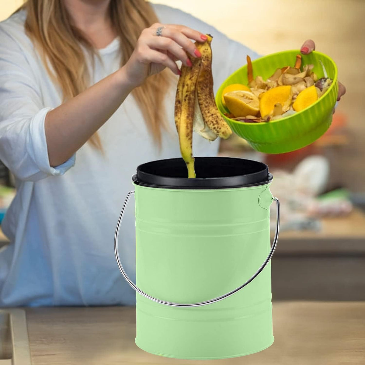 Compost Bin, LALASTAR Countertop Compost Bin with Lid, Kitchen Compost Container, Odorless Compost
