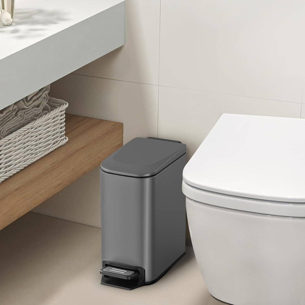 Cesun Small Bathroom Trash Can with Lid Soft Close, Step Pedal, 6 Liter / 1.6 Gallon Stainless