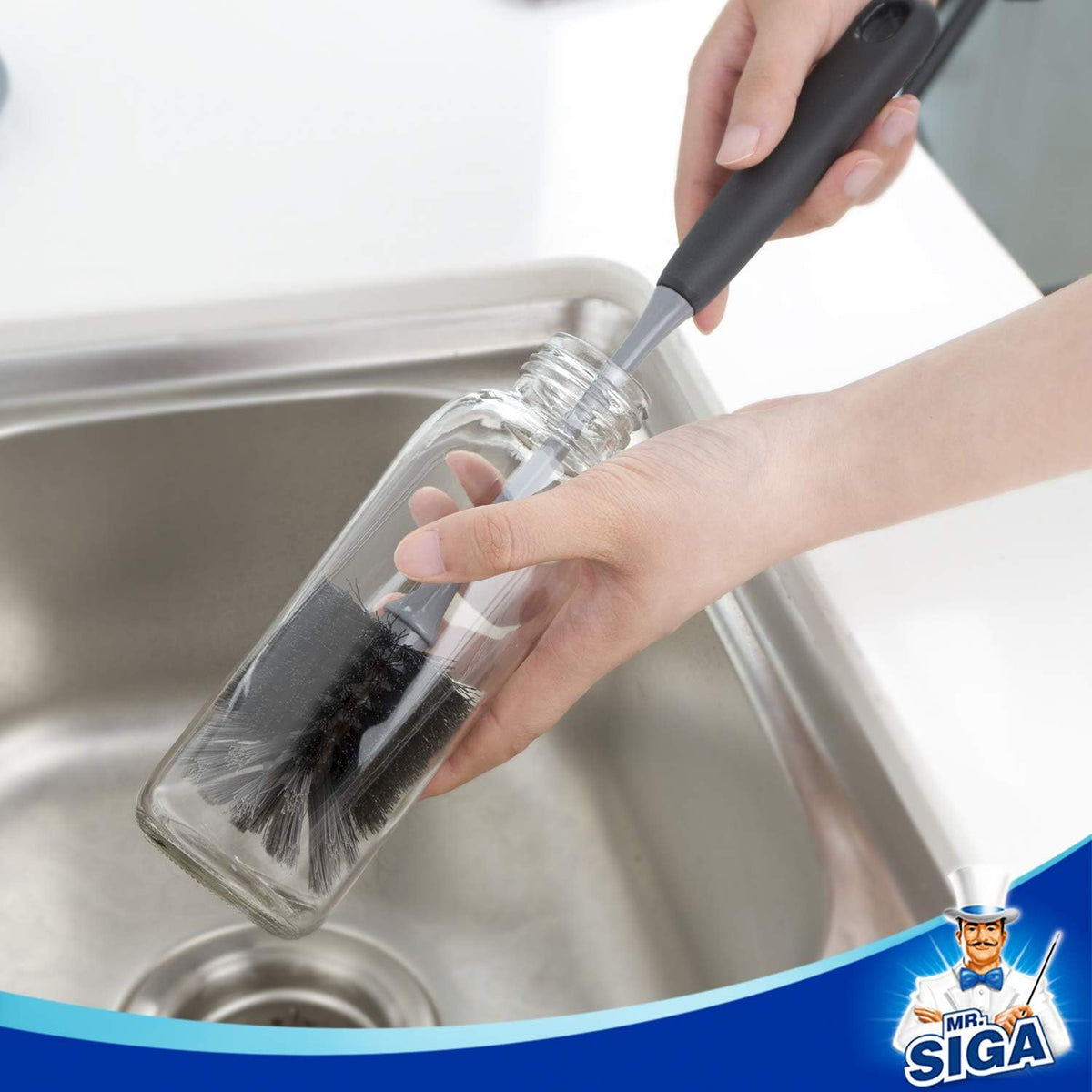 MR.SIGA Long Handle Bottle Brush, Flexible Scrub Brush for Water Bottles, Glasswares, Mugs, Black