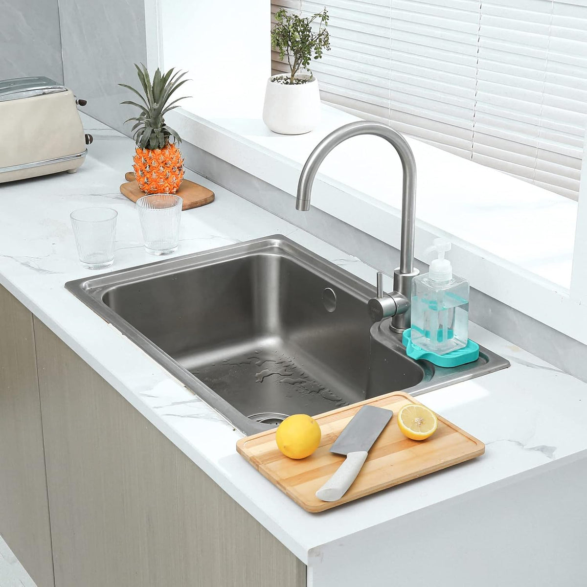 Silicone Bathroom Soap Dishes with Drain Spout-Bathroom and Kitchen Sink Organizer,Sponge
