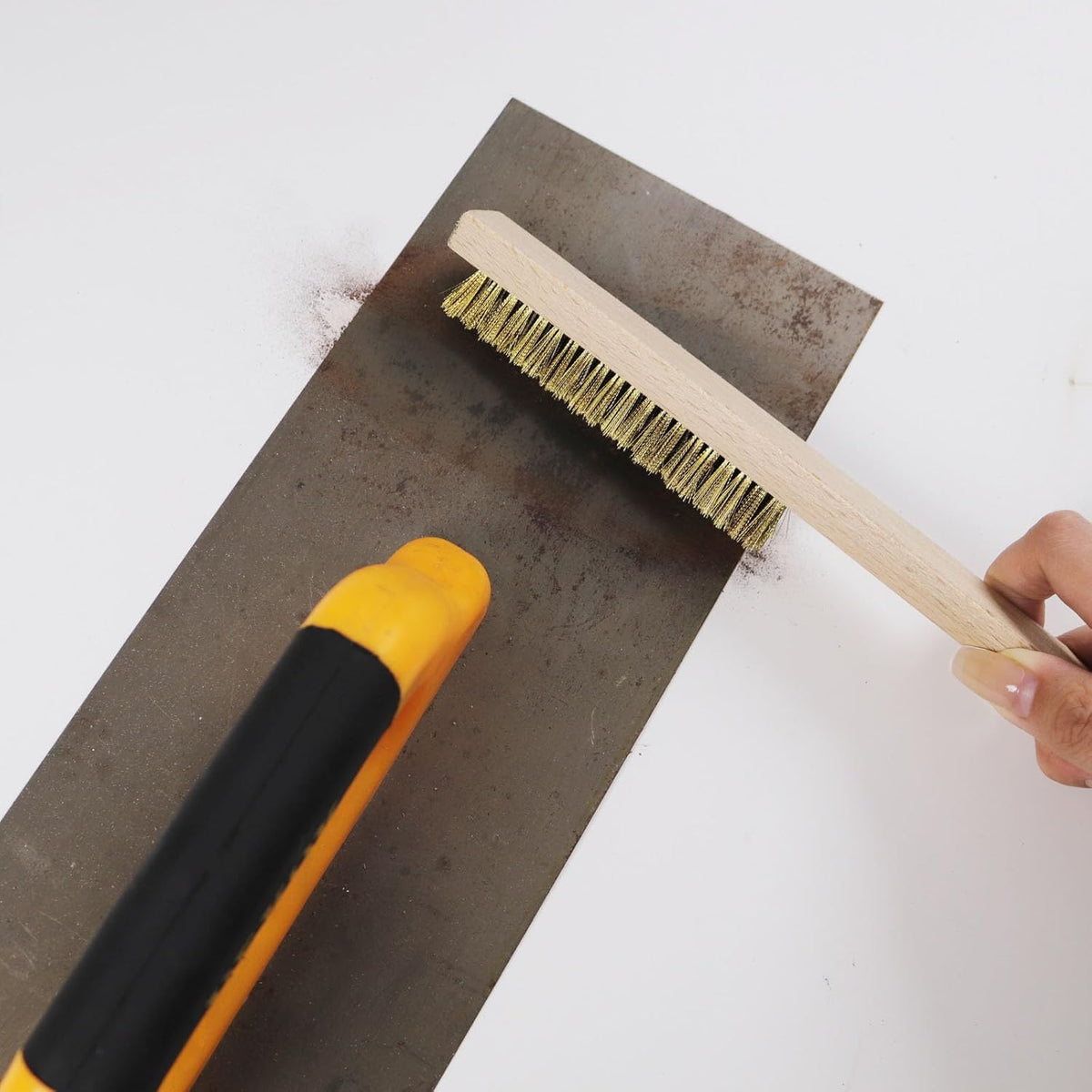 MAXMAN Brass Brush, Soft Brass Bristle Wire Brush for Cleaning Metal Rust, Welds, Home and Kitchen