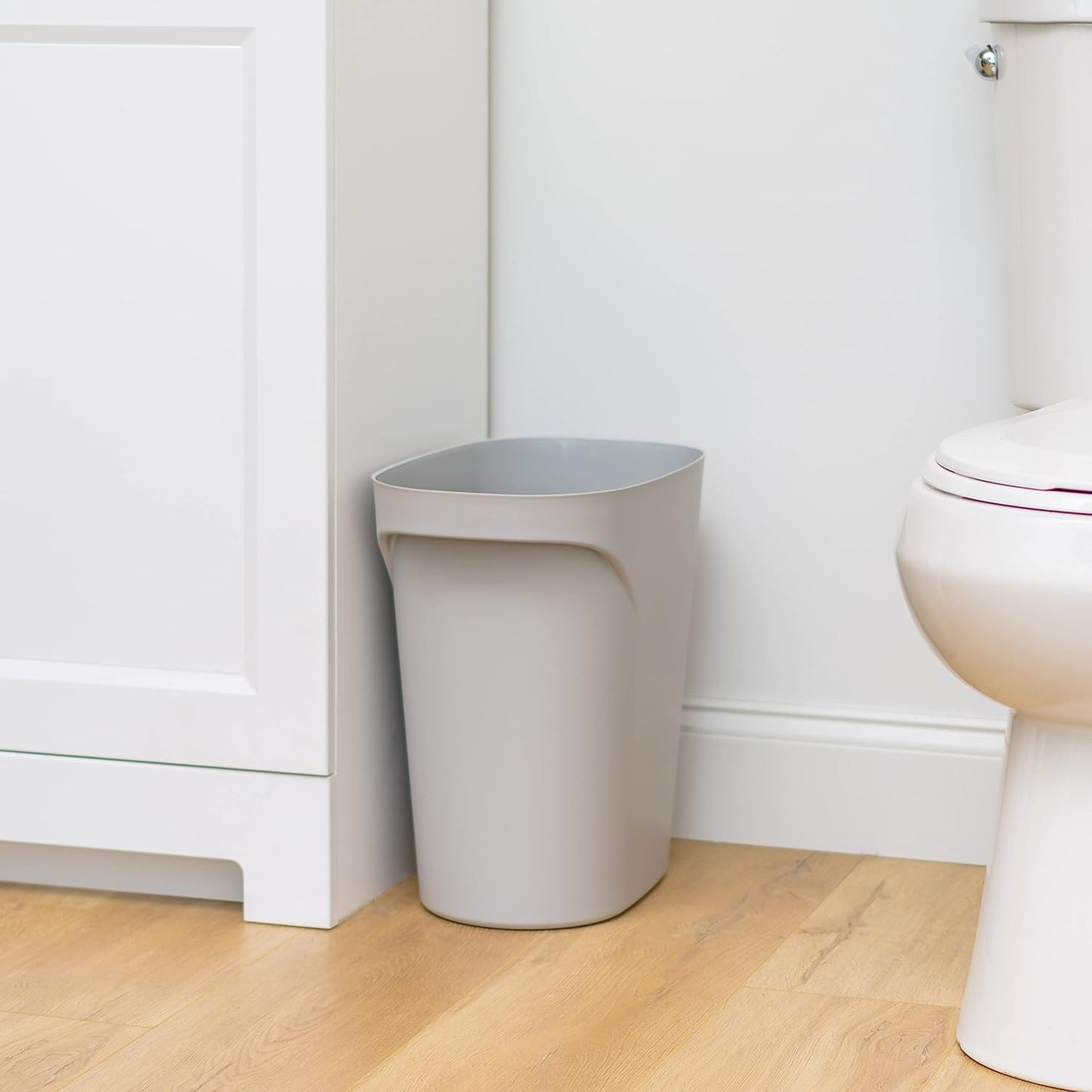 IRIS USA Small Trash Can Wastebasket with Handle, 6 Gallon / 24 Quart, 3-Pack, for Bathroom