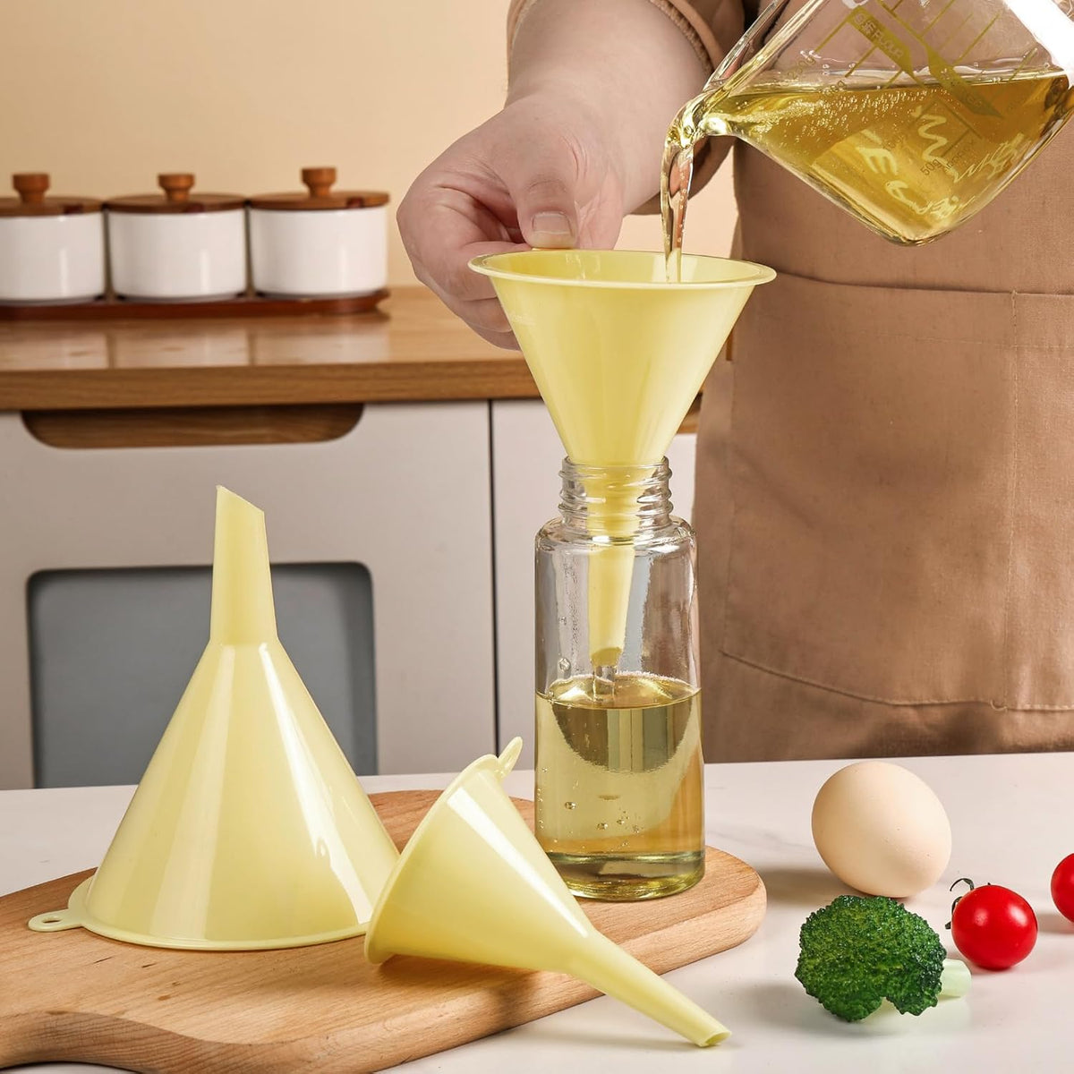 Plastic Kitchen Funnel Set of 3, Round Kitchen Funnels for Filling Bottles, Durable and
