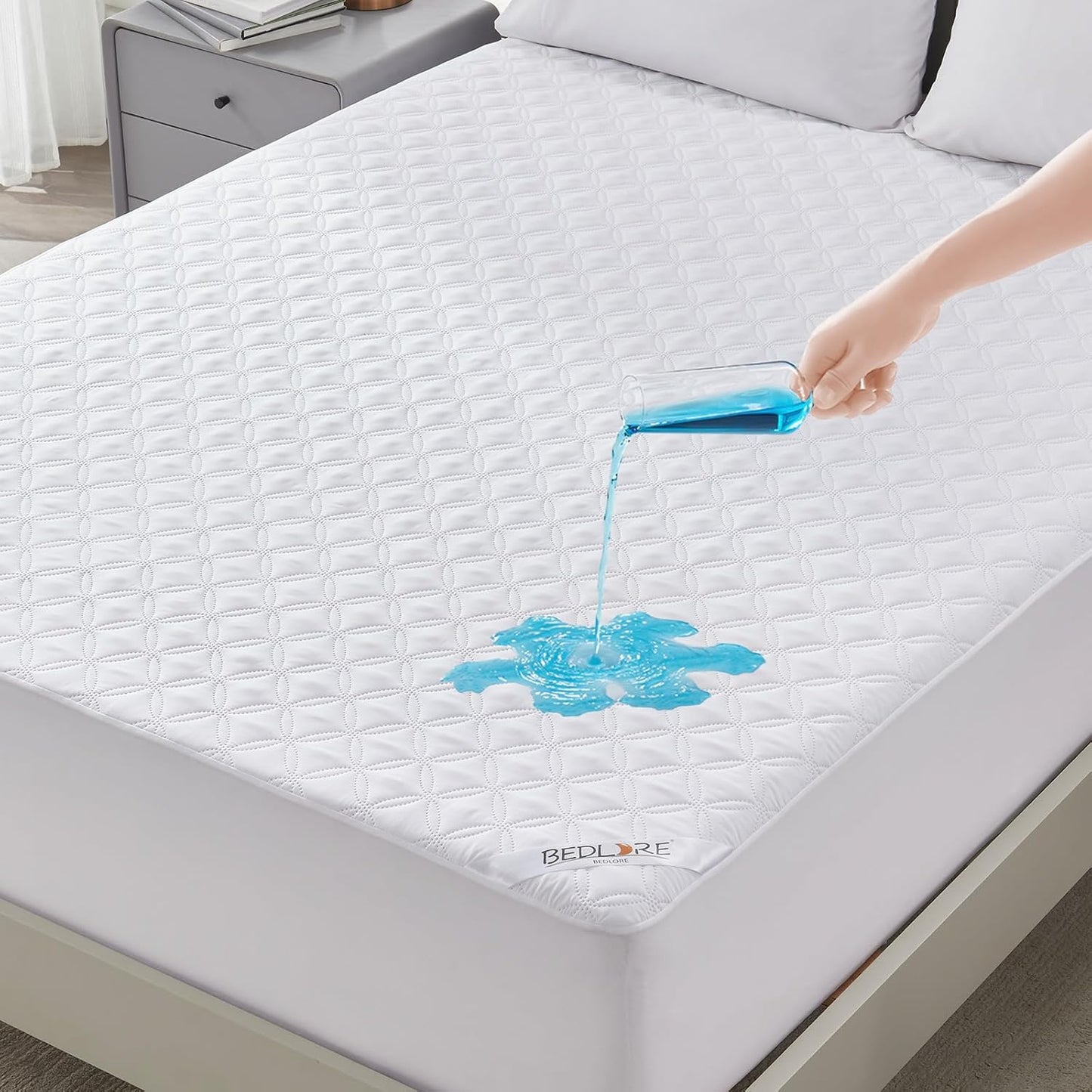 BEDLORE Waterproof Mattress Protector, Queen Size Noiseless Mattress Pad with Deep Pocket Fitted Up