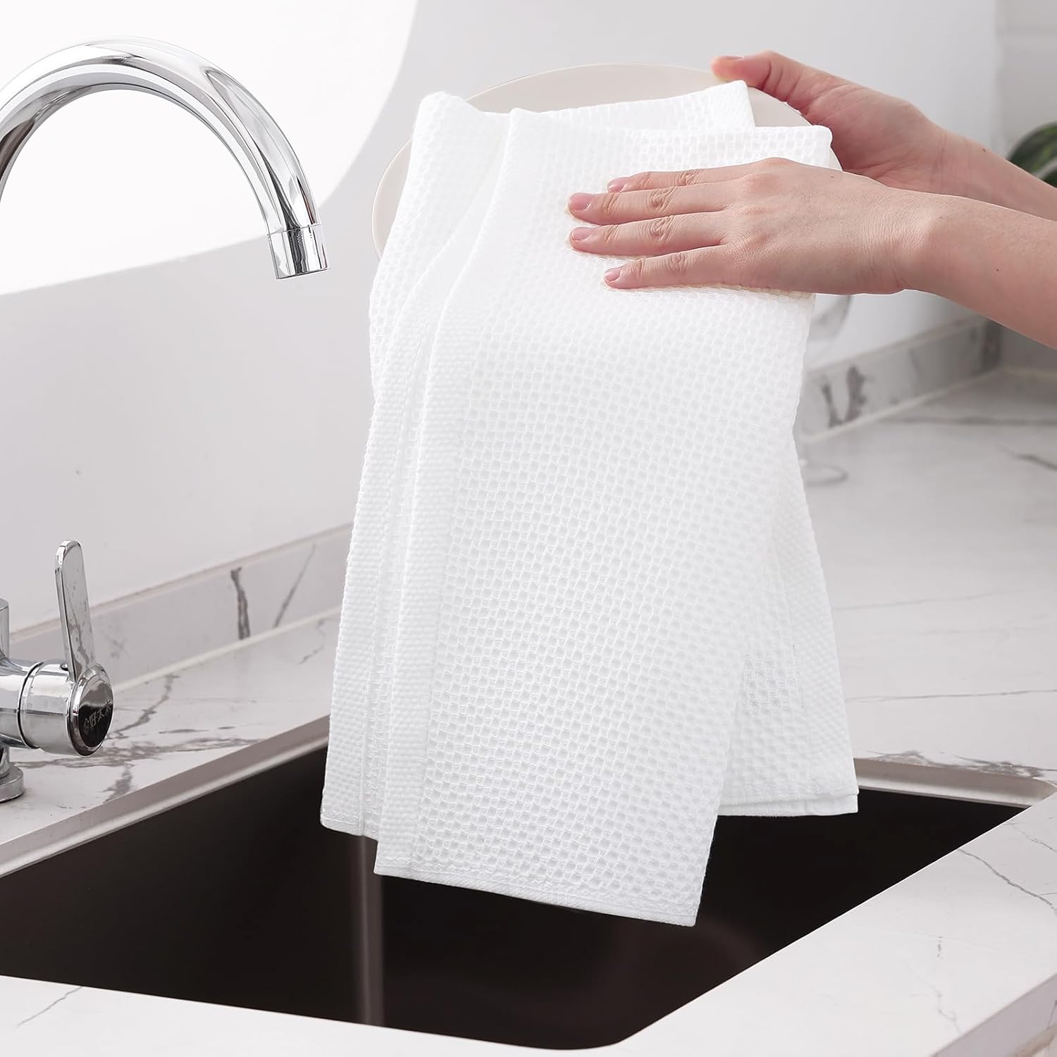 Homaxy 100% Cotton Oversized Waffle Weave Kitchen Dish Towels, Ultra Soft Absorbent Quick Drying