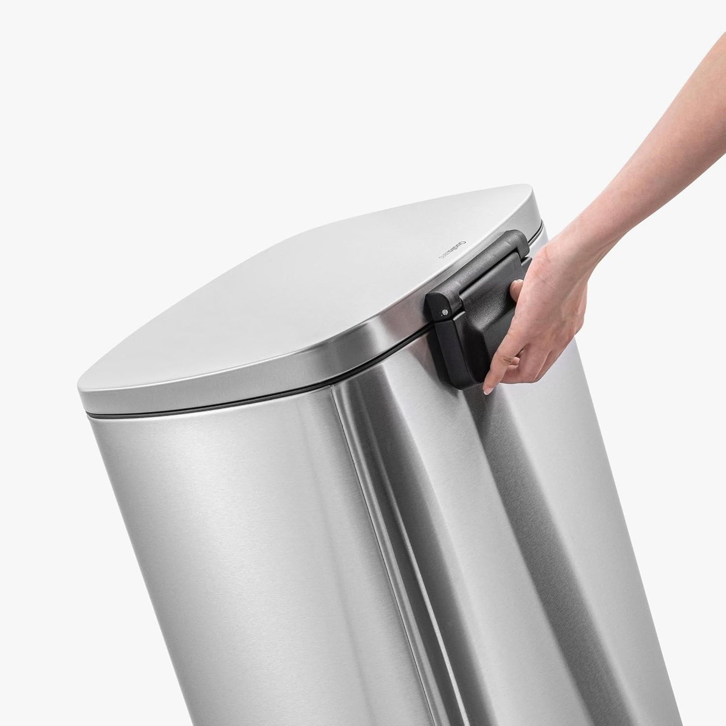 QUALIAZERO 50L / 13 Gallon Stainless Steel Step-On Kitchen Trash Can Soft-Close Lid
