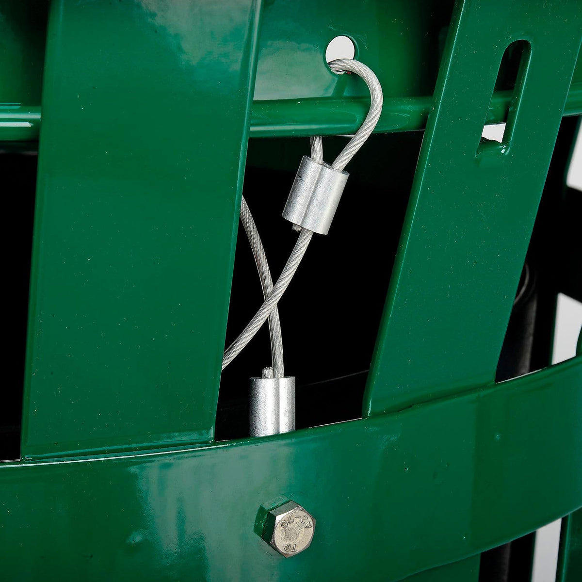 Global Industrial Heavy-Duty 36 Gallon Capacity Outdoor Metal Slatted Trash Receptacle with Rain