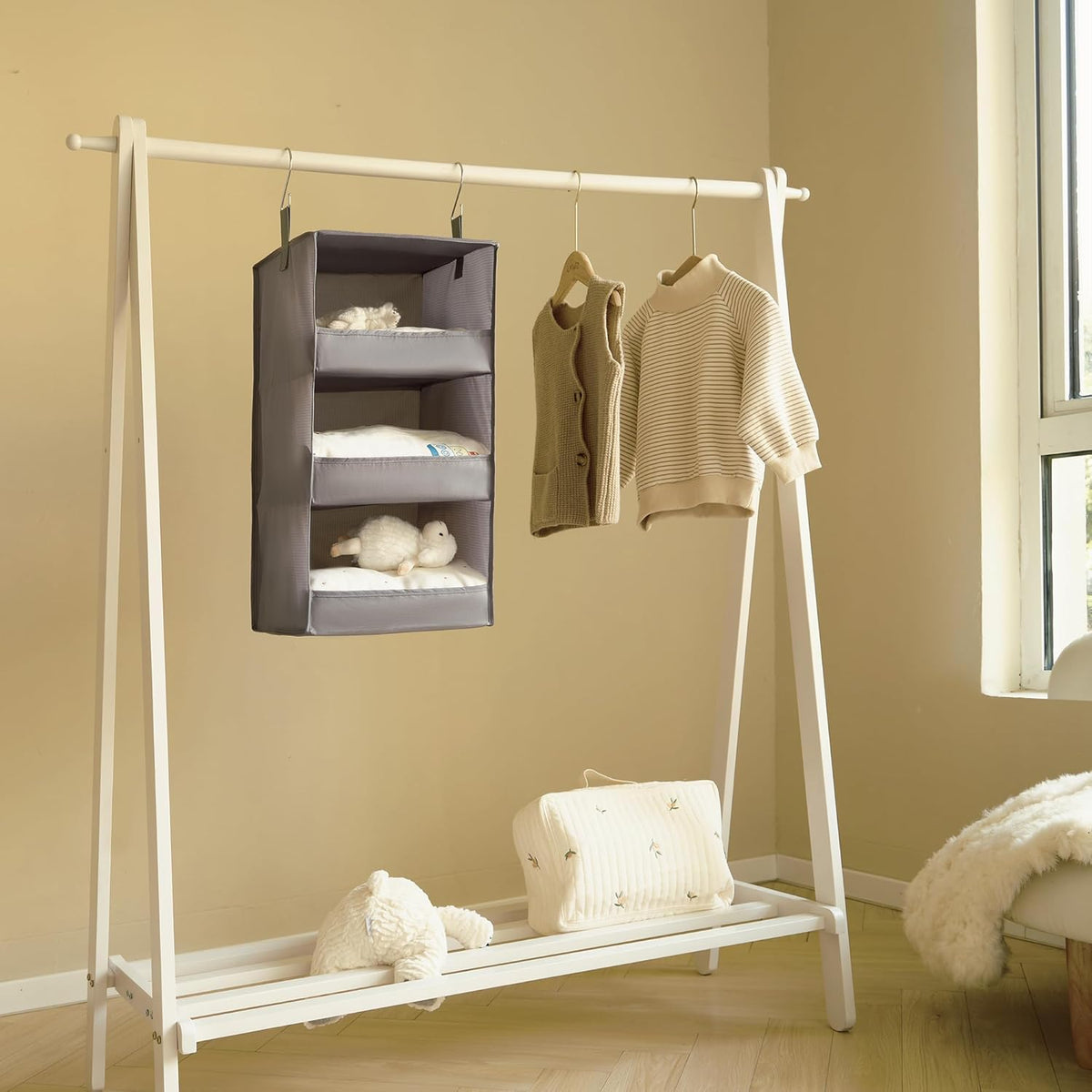 GRANNY SAYS 3-Shelf Hanging Closet Organizer and Storage, Collapsible Hanging Closet Shelves
