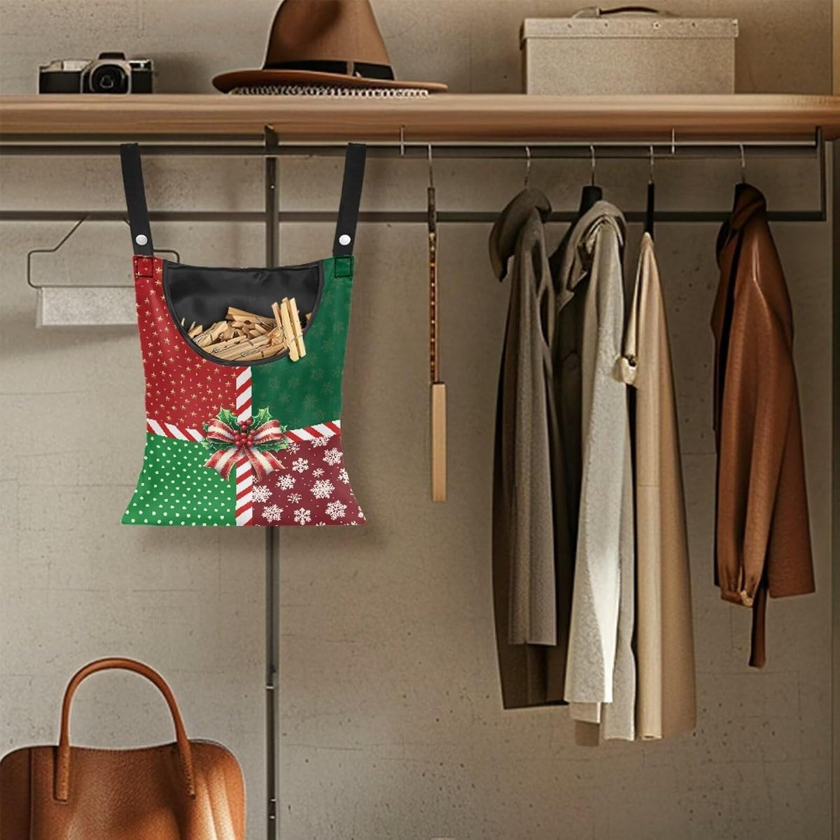 Christmas 2025 Adjustable Clothespin Storage Bag - Hanging Rope Organizer for Indoor/Outdoor