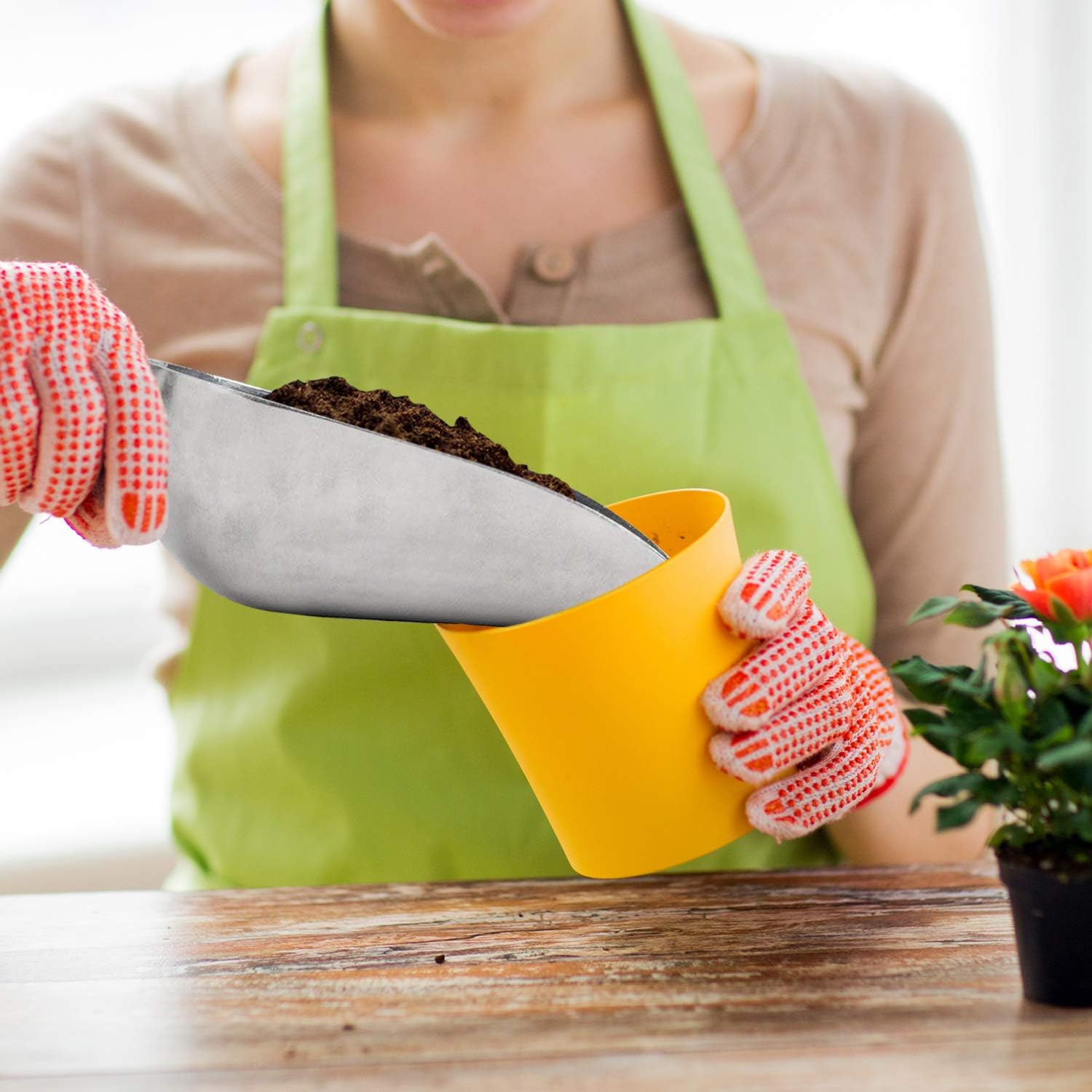 Cast Aluminum Utility Scoop - 24 oz. - Round Bottom, ice scoop For Multi-Purpose Use, With Finger