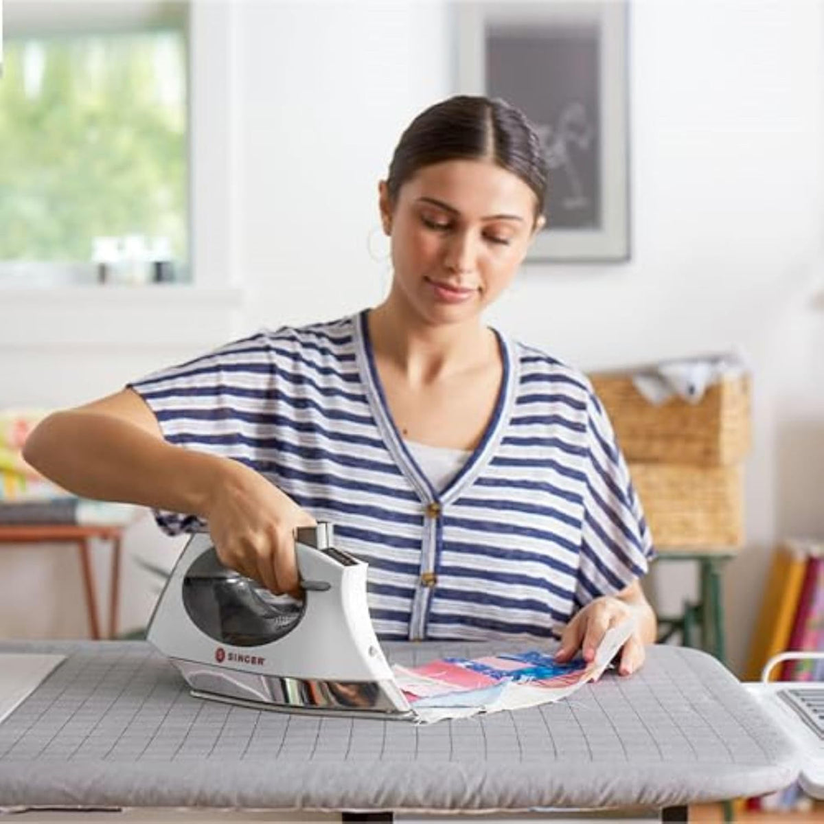 SINGER SteamCraft Steam Iron (1700W) | Steamer with Stainless Steel Plate, OnPoint Precision Tip