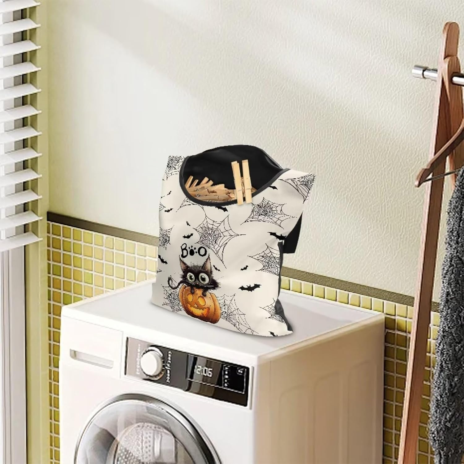 Cute Cat Space-Saving Laundry Clothespin Bag Pumpkin Waterproof Polyester Material, 2 Rope for