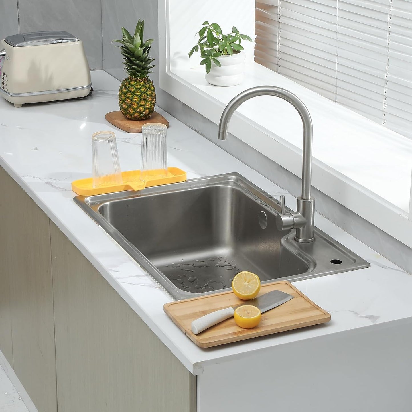 Silicone Bathroom Soap Dishes with Drain Spout-Bathroom and Kitchen Sink Organizer,Sponge