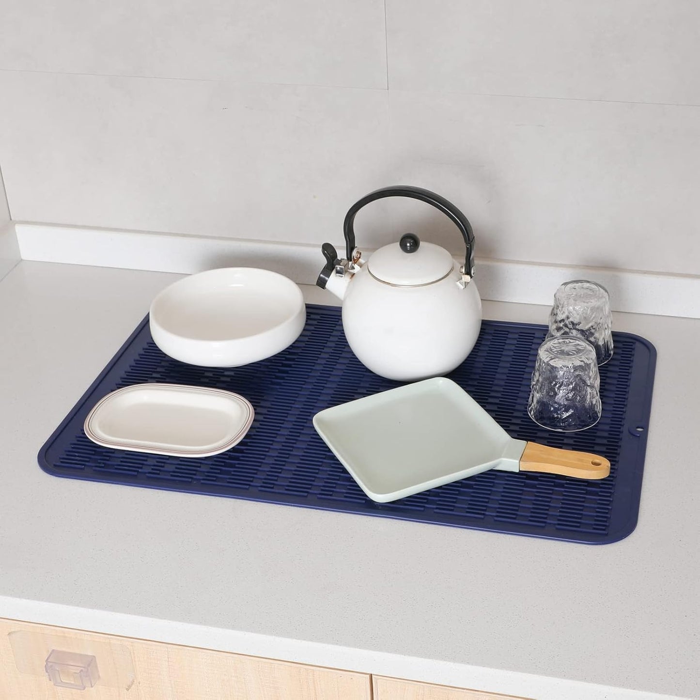 Silicone Dish Drying Mat for Multiple Usage,Easy clean,Eco-friendly,Heat-resistant Silicone Mat for
