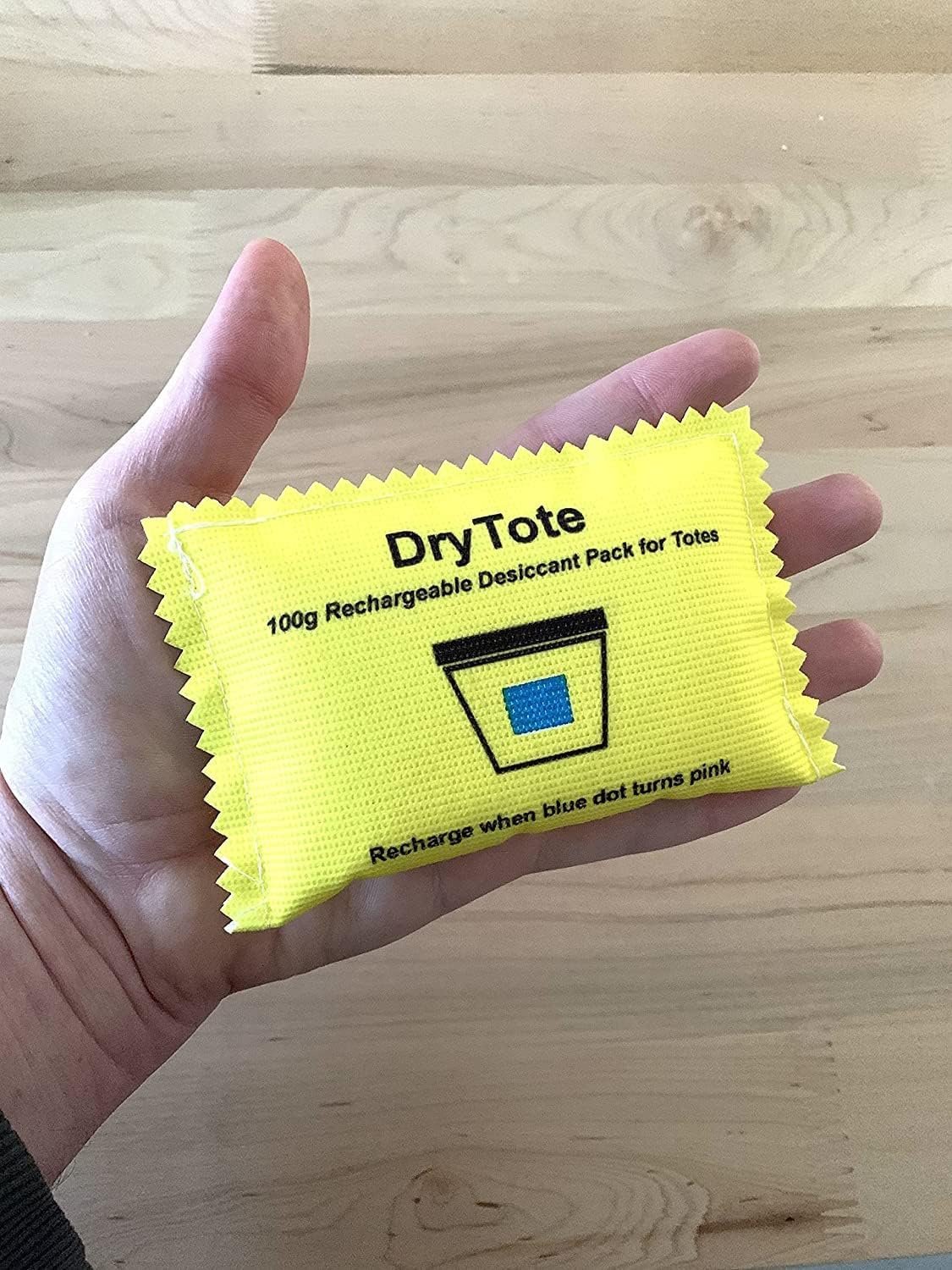 100g Rechargeable Desiccant Pack of 10 - Moisture Absorbing Bag - Silica Gel Desiccant Dehumidifier