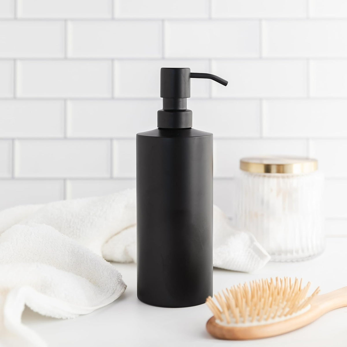 Black Soap Dispenser Stainless Steel for Bathroom and Kitchen Sink, 15oz Refillable Round Rustproof