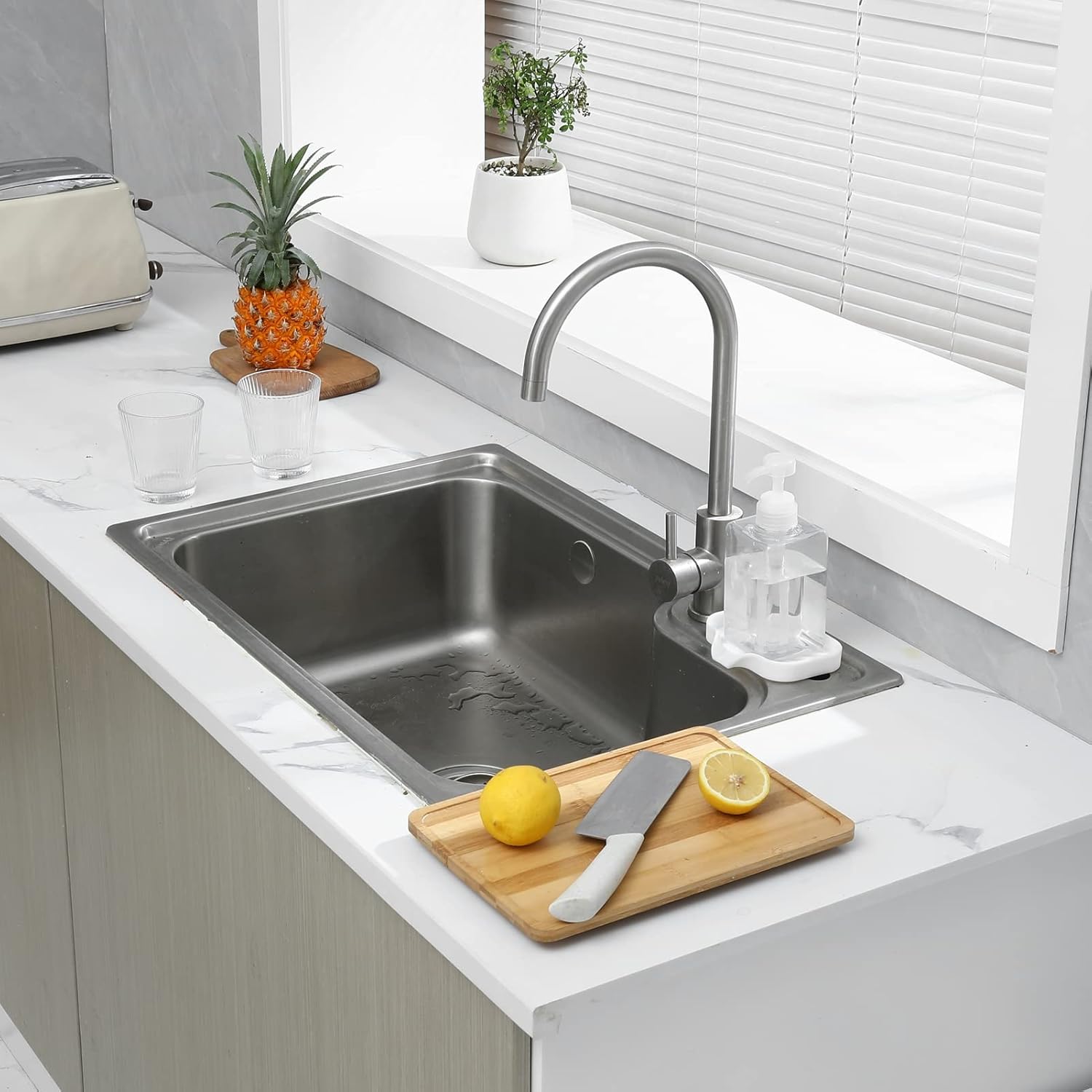 Silicone Bathroom Soap Dishes with Drain Spout-Bathroom and Kitchen Sink Organizer,Sponge