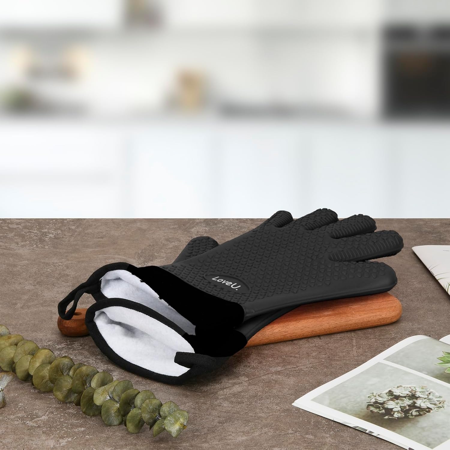 Kitchen Oven Gloves - Dual-Layer Heat Resistant Grilling Gloves, Silicone Oven Mitts with 5