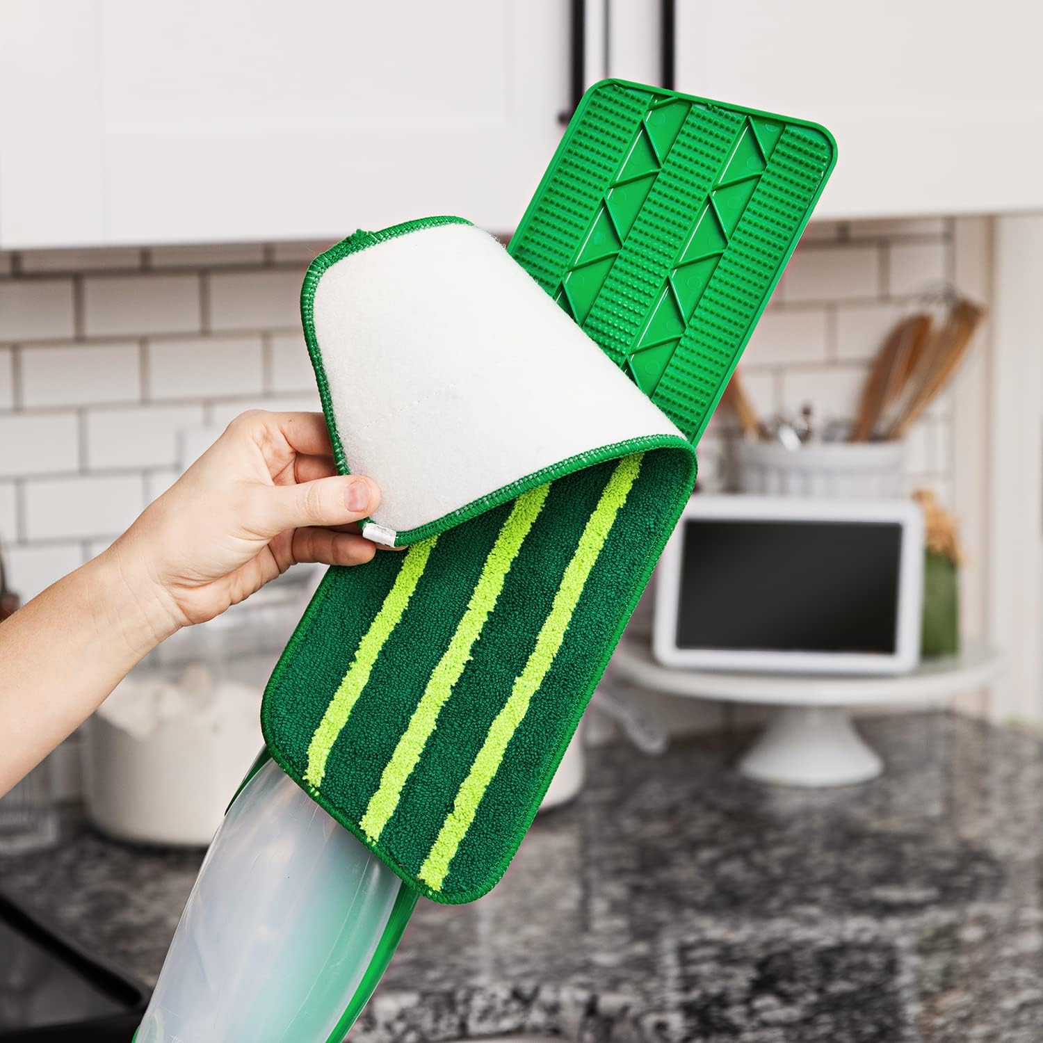 Libman Freedom Spray Mop Refill | Microfiber | Household Essentials | Hardwood Floor Cleaner | Wall