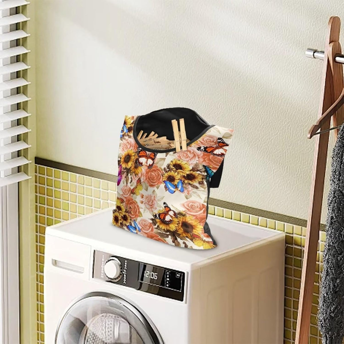 Butterfly Clothespin Bag with Hanging Sunflowers Rose Hook Waterproof Clothes Pin Hanging Bag